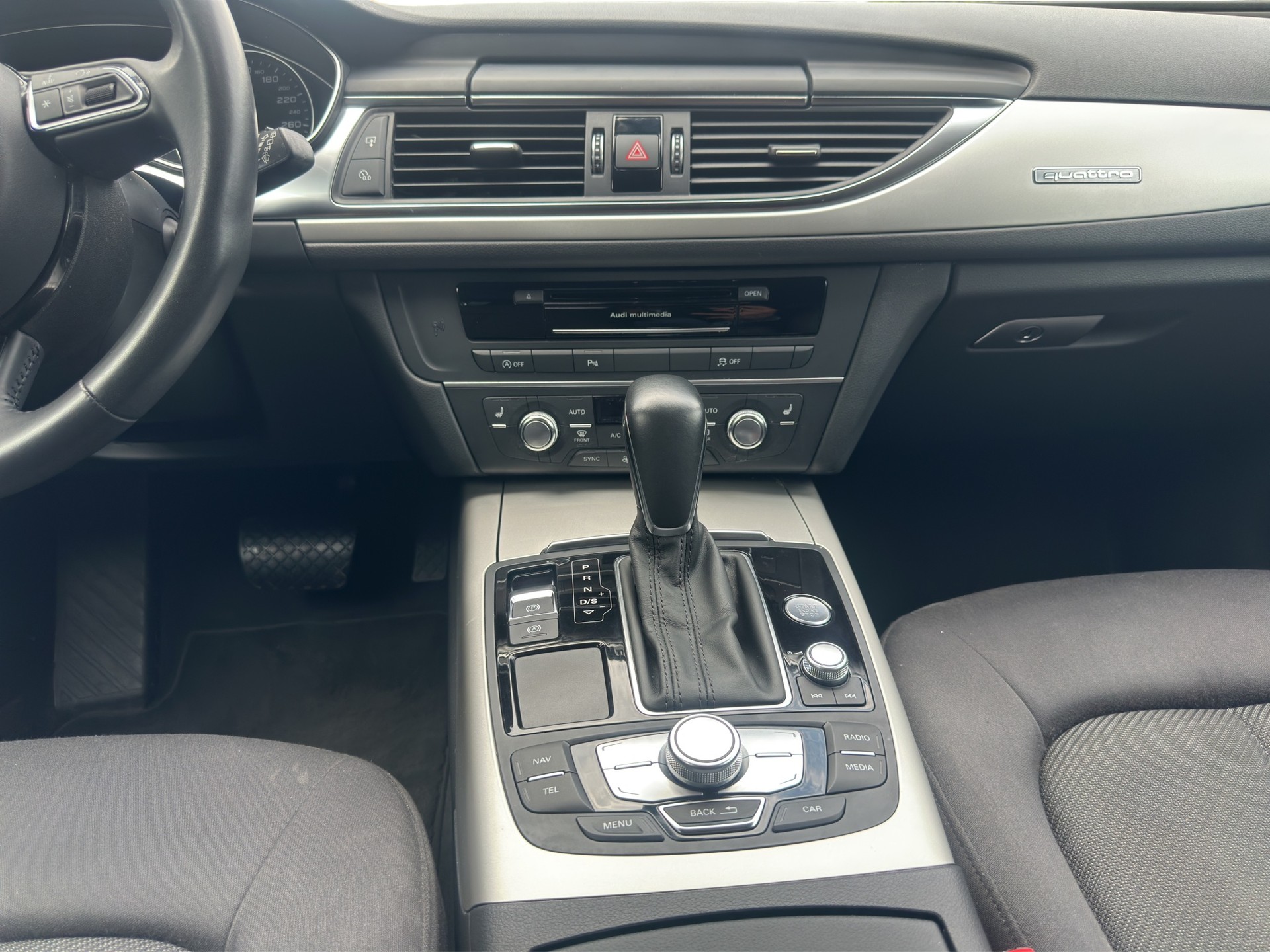 AUDI A6 Avant 2.0 TDI quattro S-tronic - 14