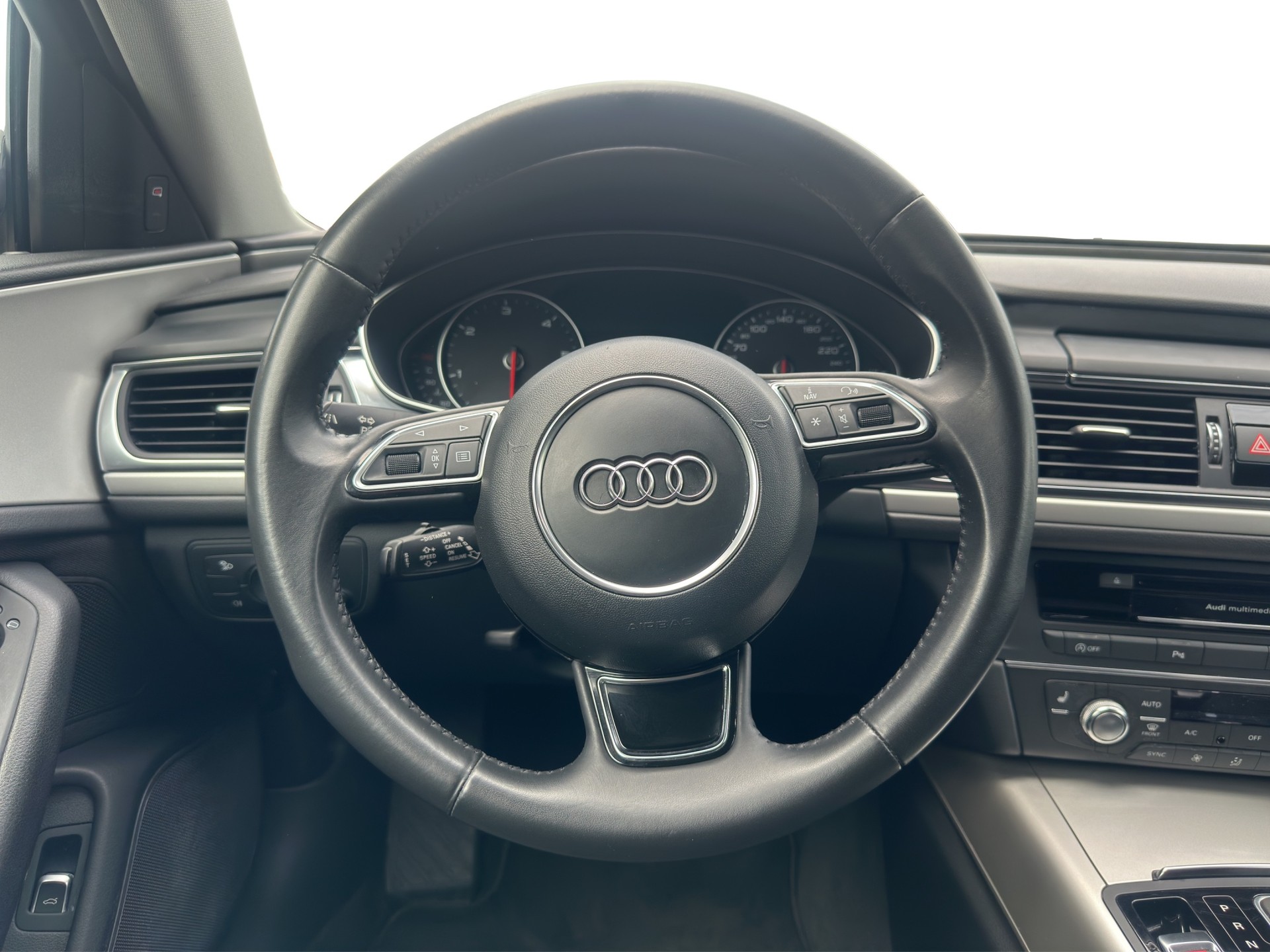 AUDI A6 Avant 2.0 TDI quattro S-tronic - 13