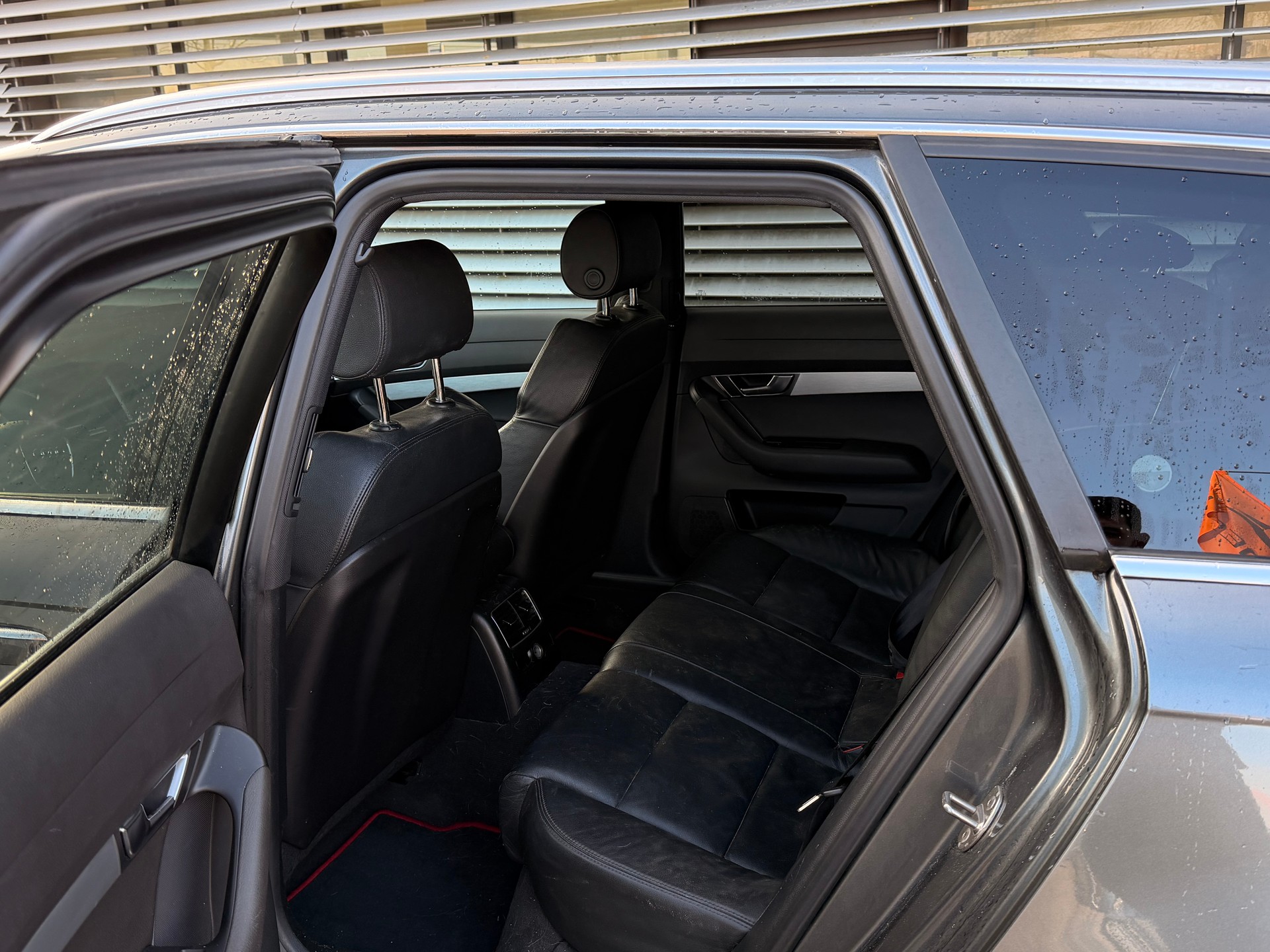 AUDI A6 Avant 3.0 V6 TDI quattro tiptronic - 8