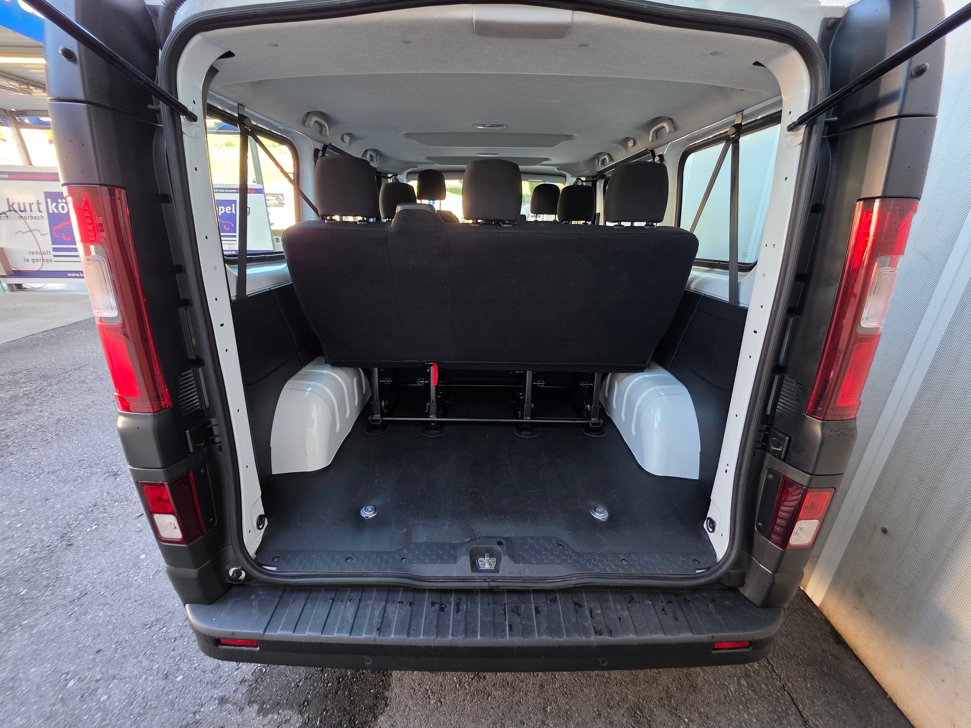 RENAULT Trafic Blue dCi 110 Passenger Equilibre - 4