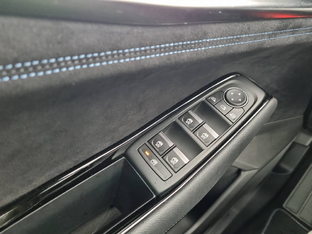 RENAULT Austral iconic Esprit Alpine E-Tech full hybrid 200 - 15