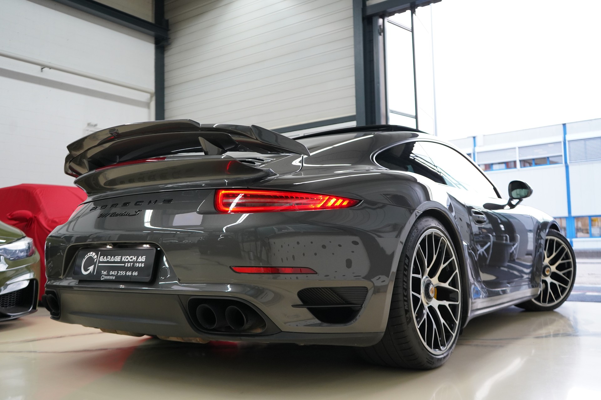 PORSCHE 911 Turbo S PDK TECHART 620PS - 11