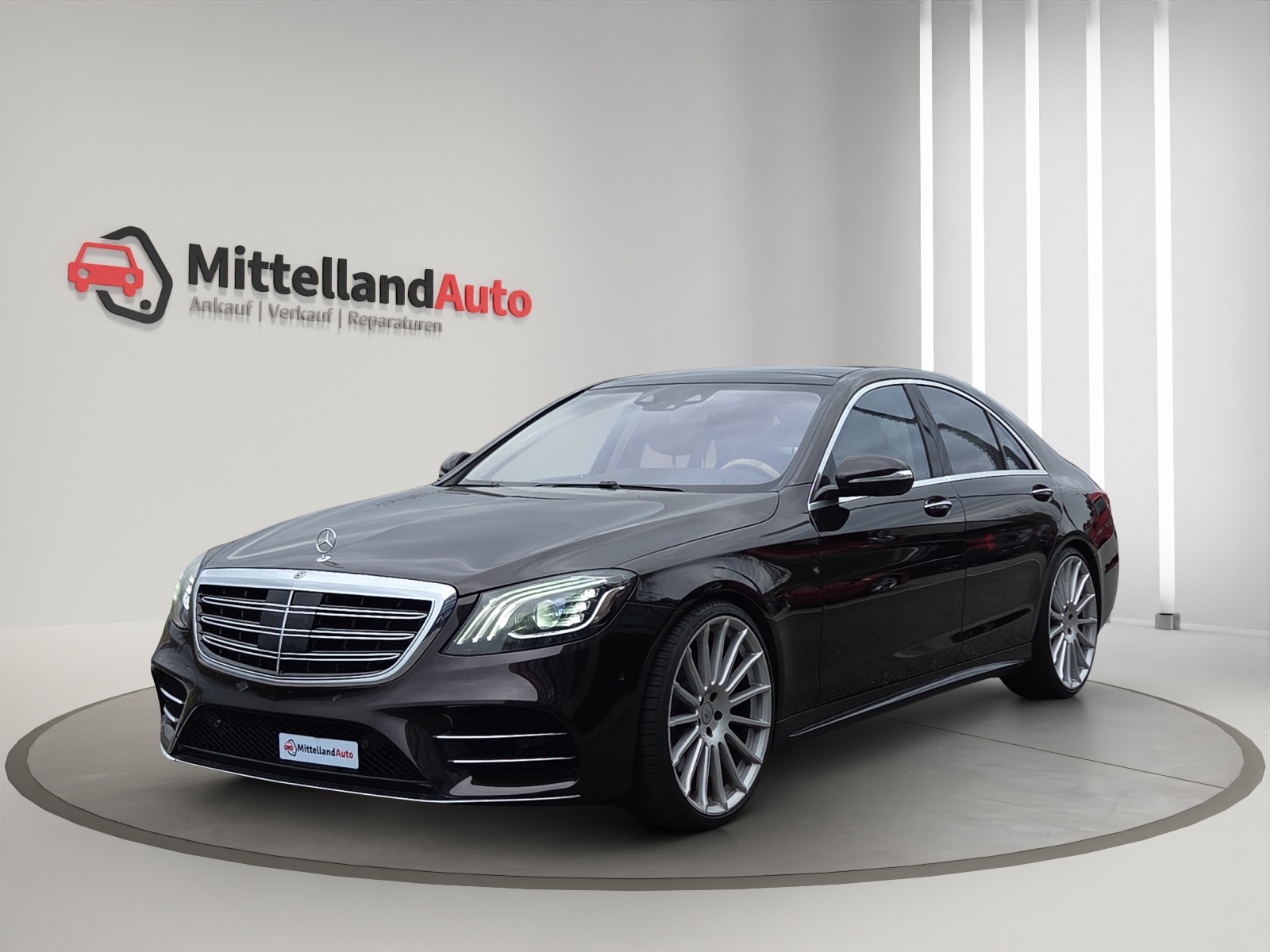 MERCEDES-BENZ S 560