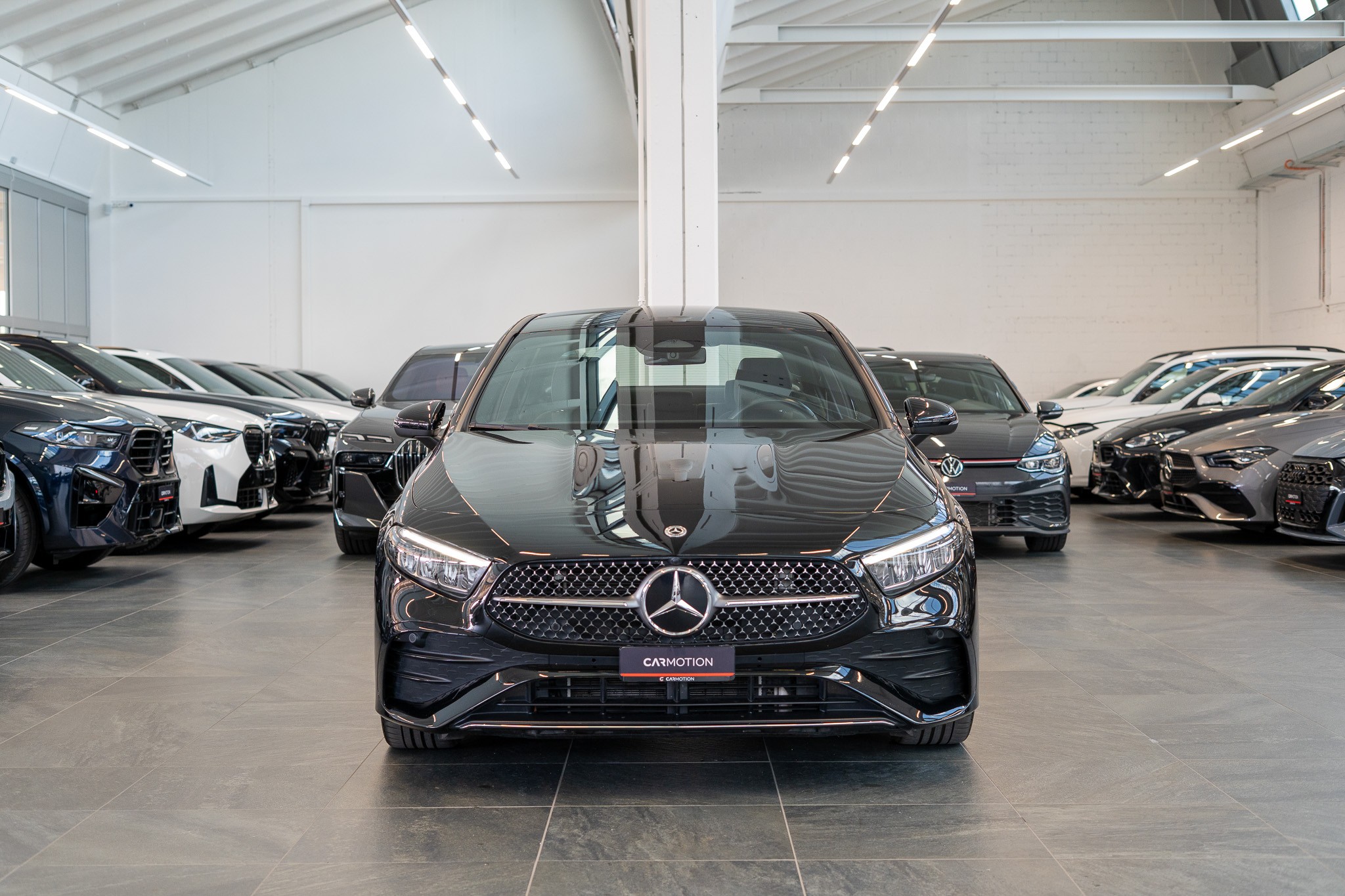 A 200 AMG Line Limousine / Facelift / 19" Felgen / Ambiente-Beleuchtung