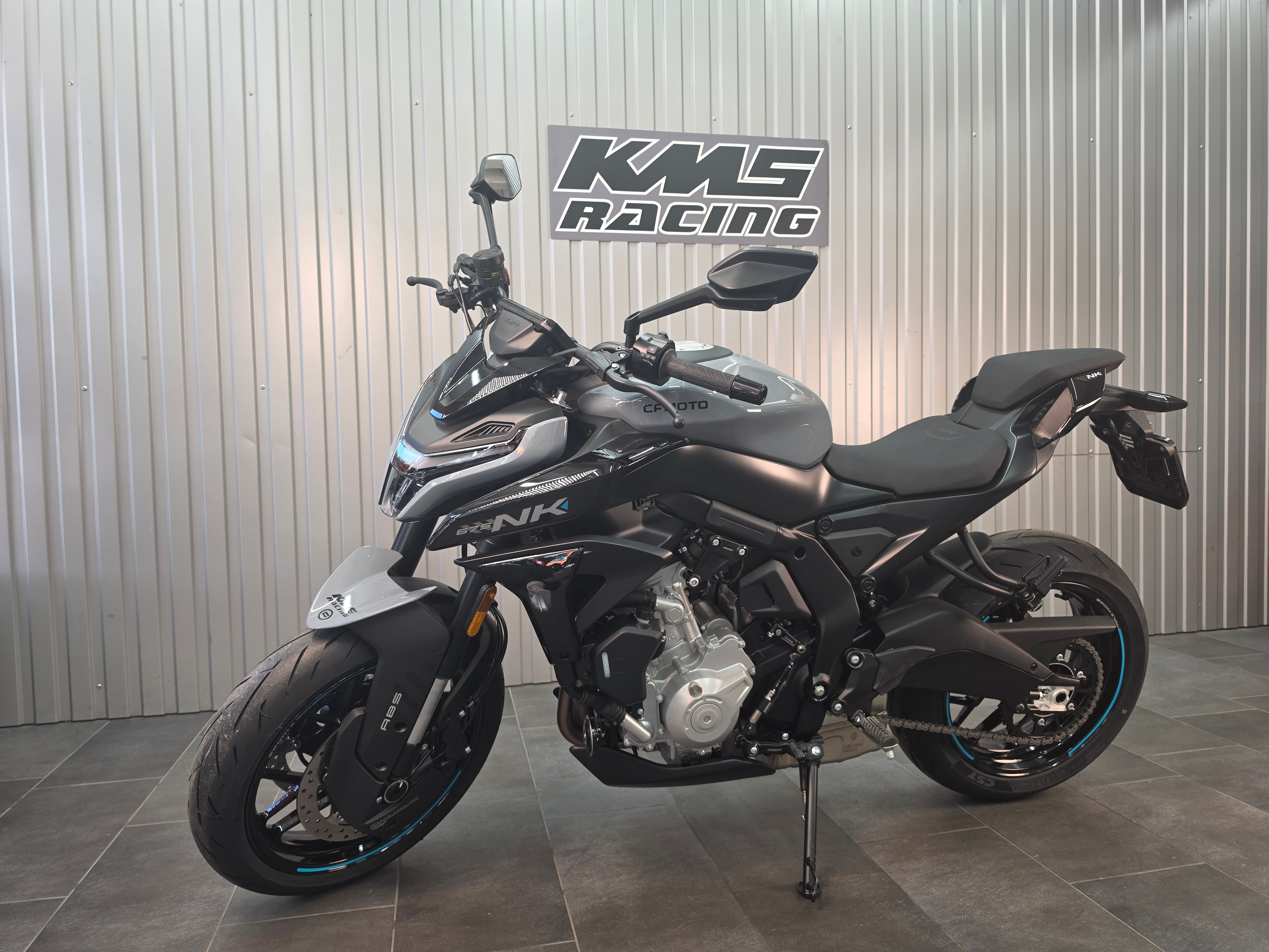 CF MOTO 675NK