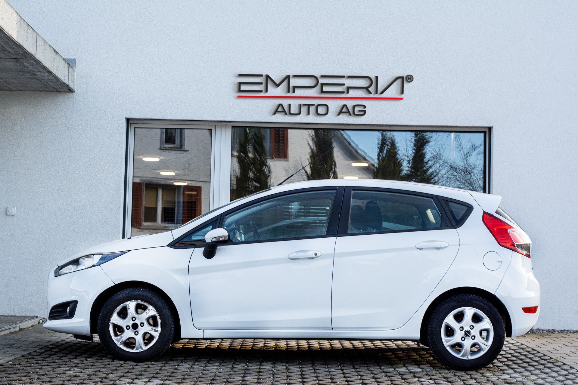 FORD Fiesta 1.6 Ti-VCT Titanium PowerShift - 6