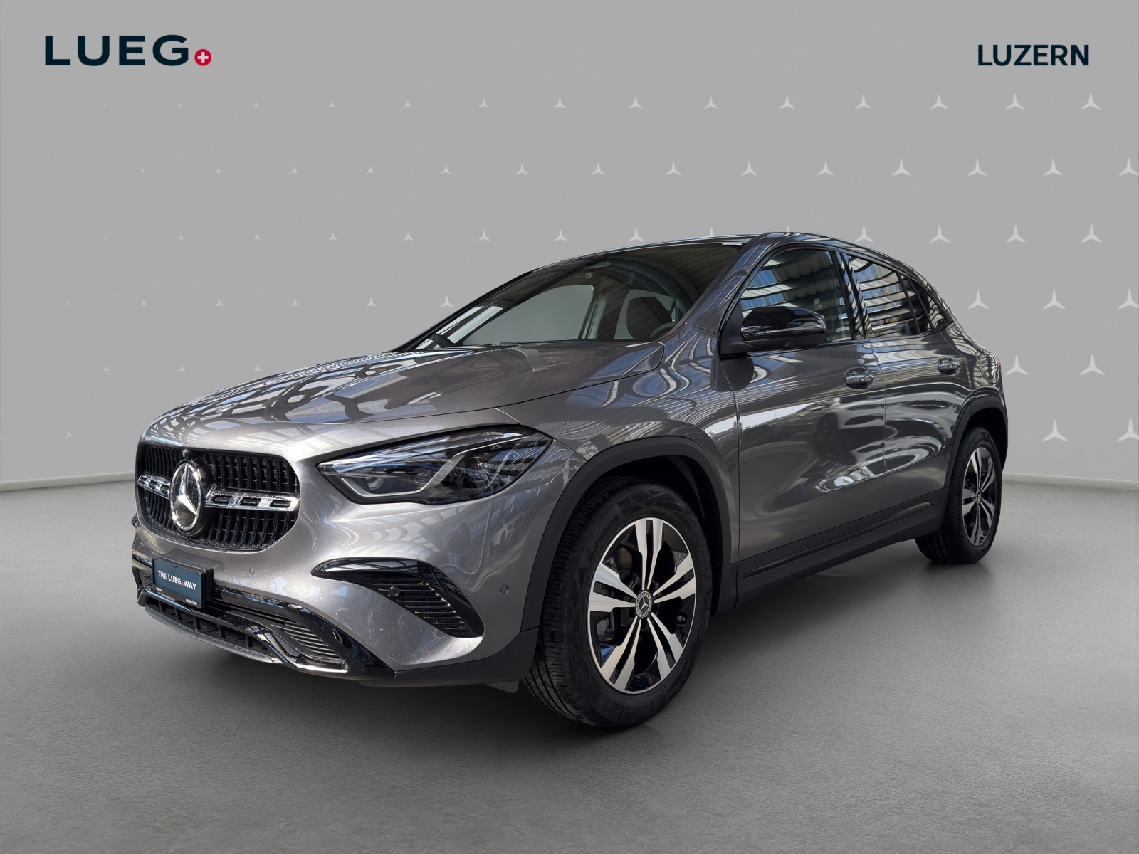 MERCEDES-BENZ GLA 200 Night Star 7G-DCT