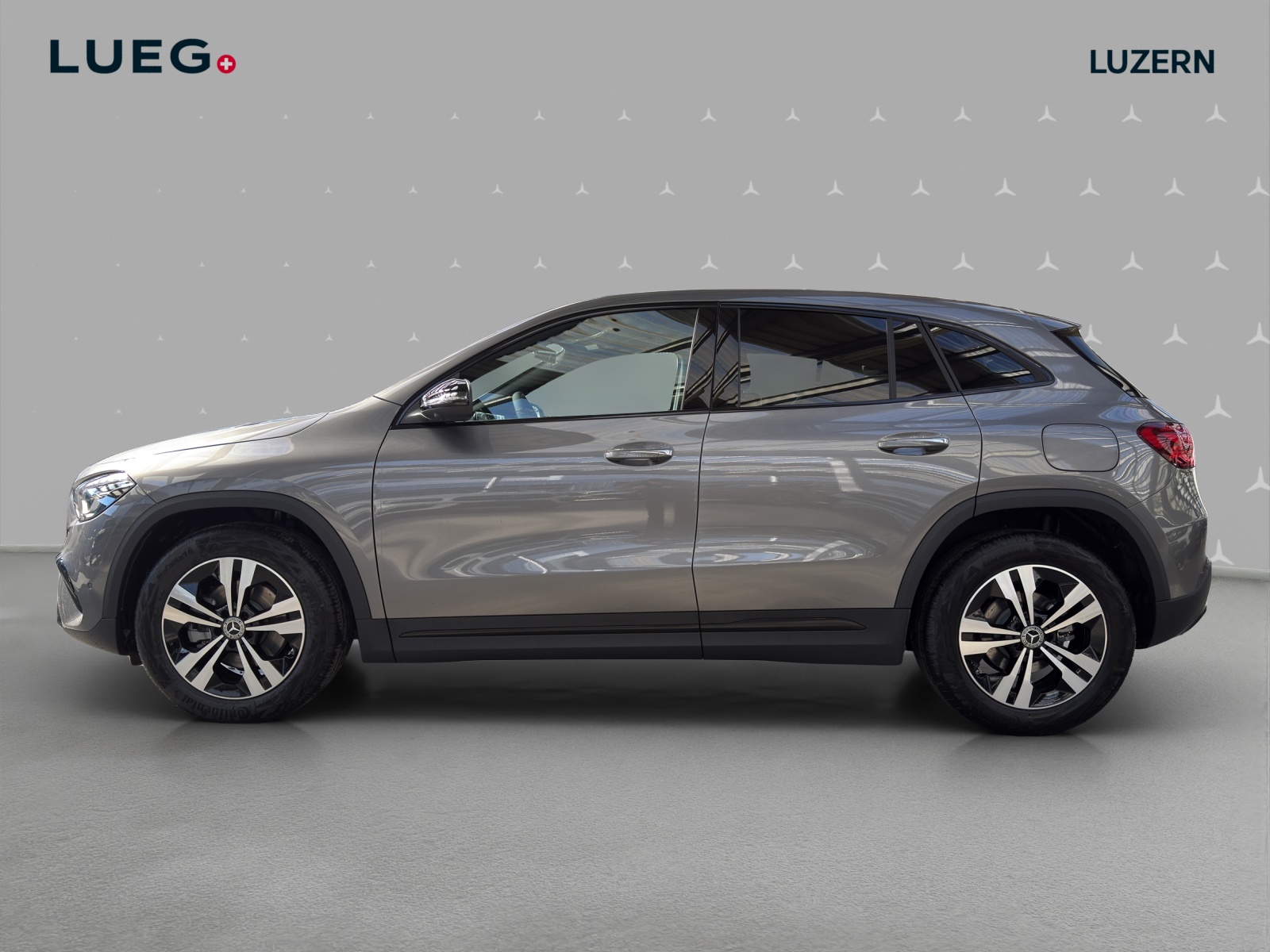 MERCEDES-BENZ GLA 200 Night Star 7G-DCT - 2