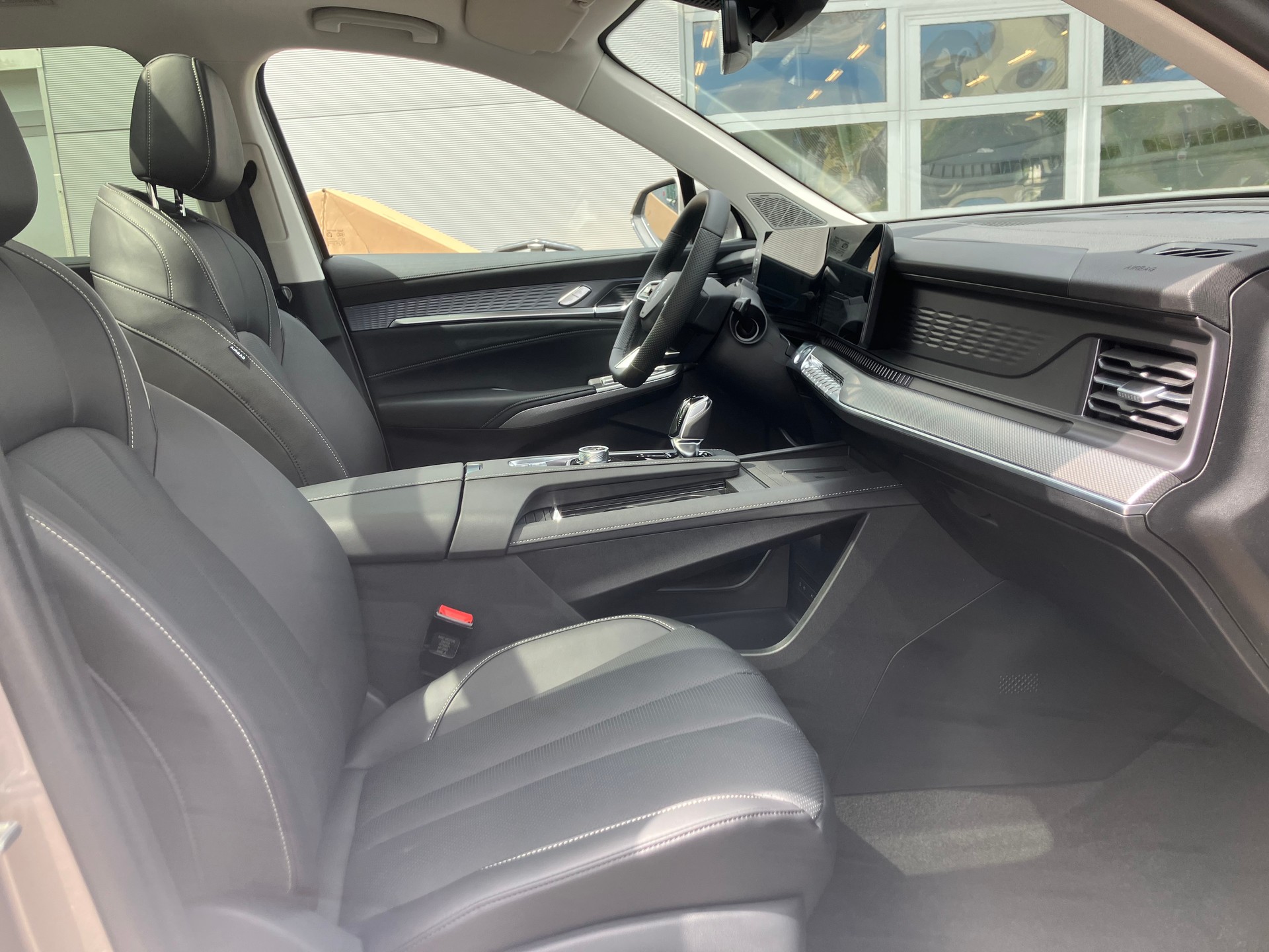 MG S9 1.5 T PHEV Premium - 10