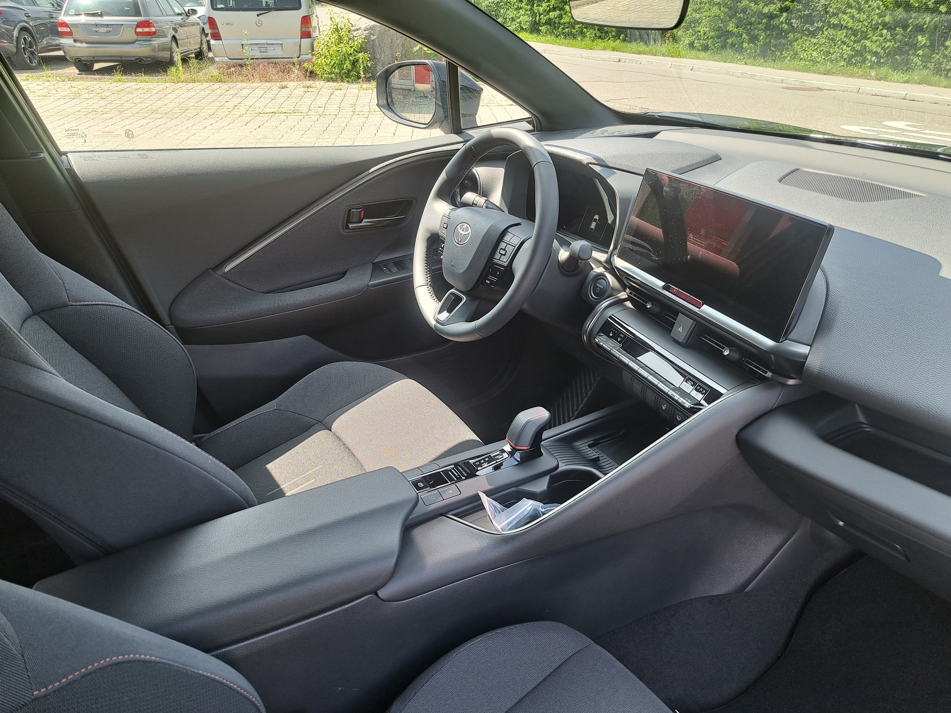 TOYOTA C-HR 2.0 PHEV CVT Swiss Edition - 5