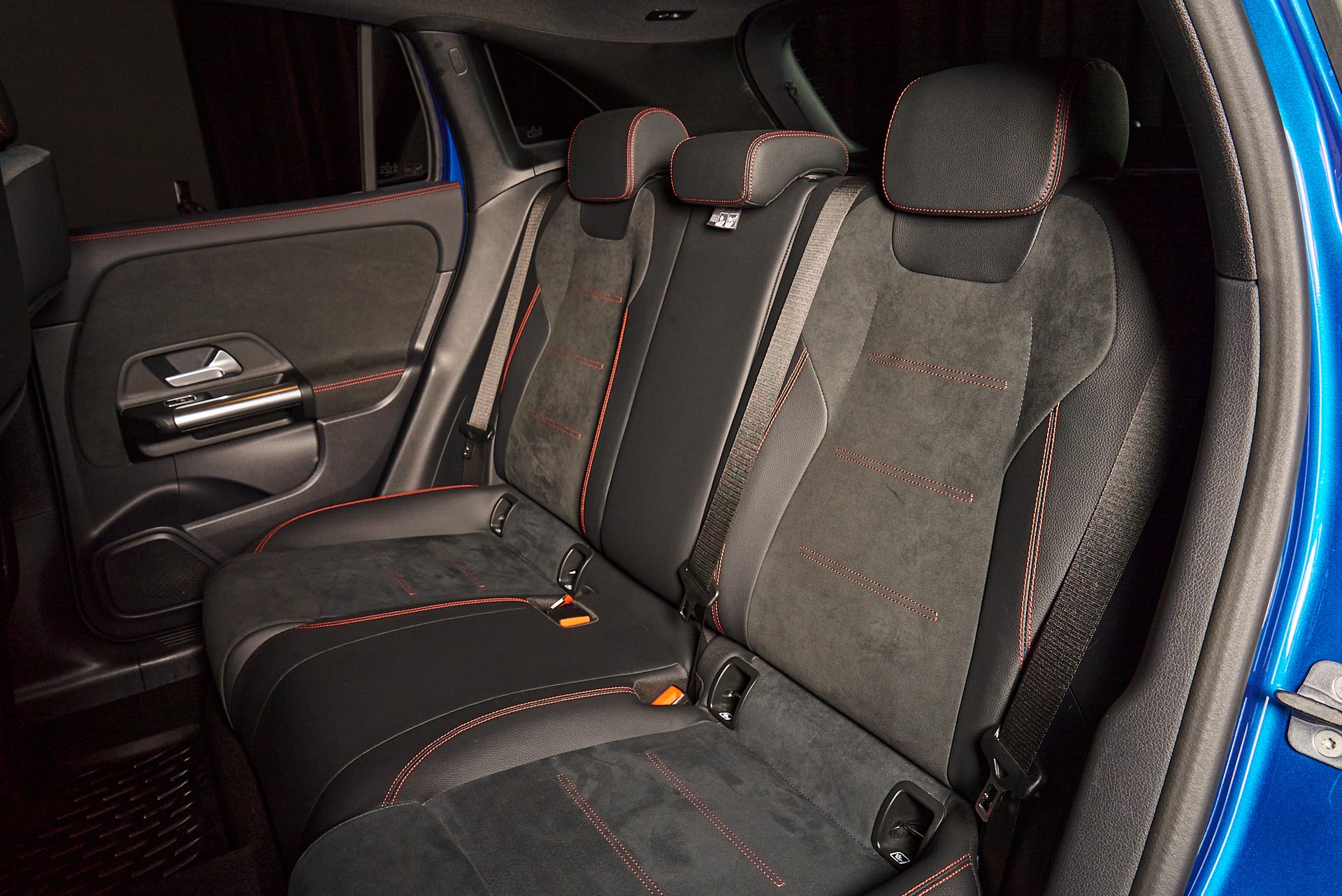 MERCEDES-BENZ GLA 220d 4Matic 8G-DCT - 13