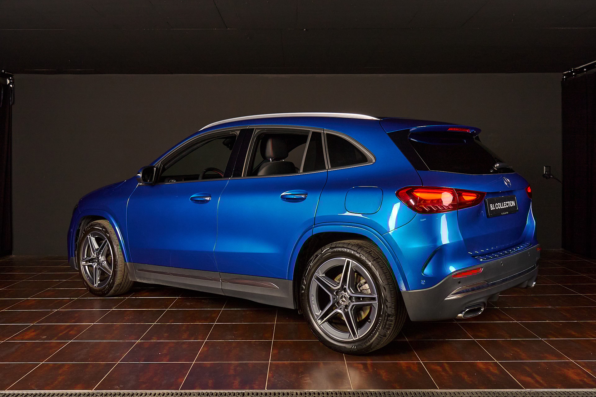 MERCEDES-BENZ GLA 220d 4Matic 8G-DCT - 8