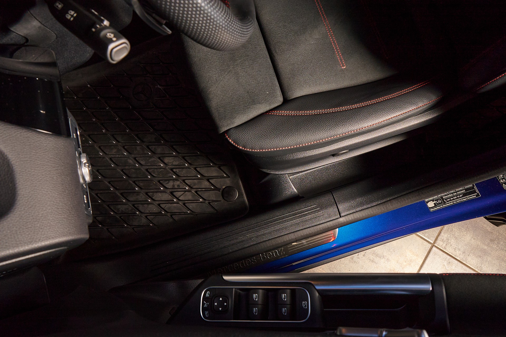 MERCEDES-BENZ GLA 220d 4Matic 8G-DCT - 12