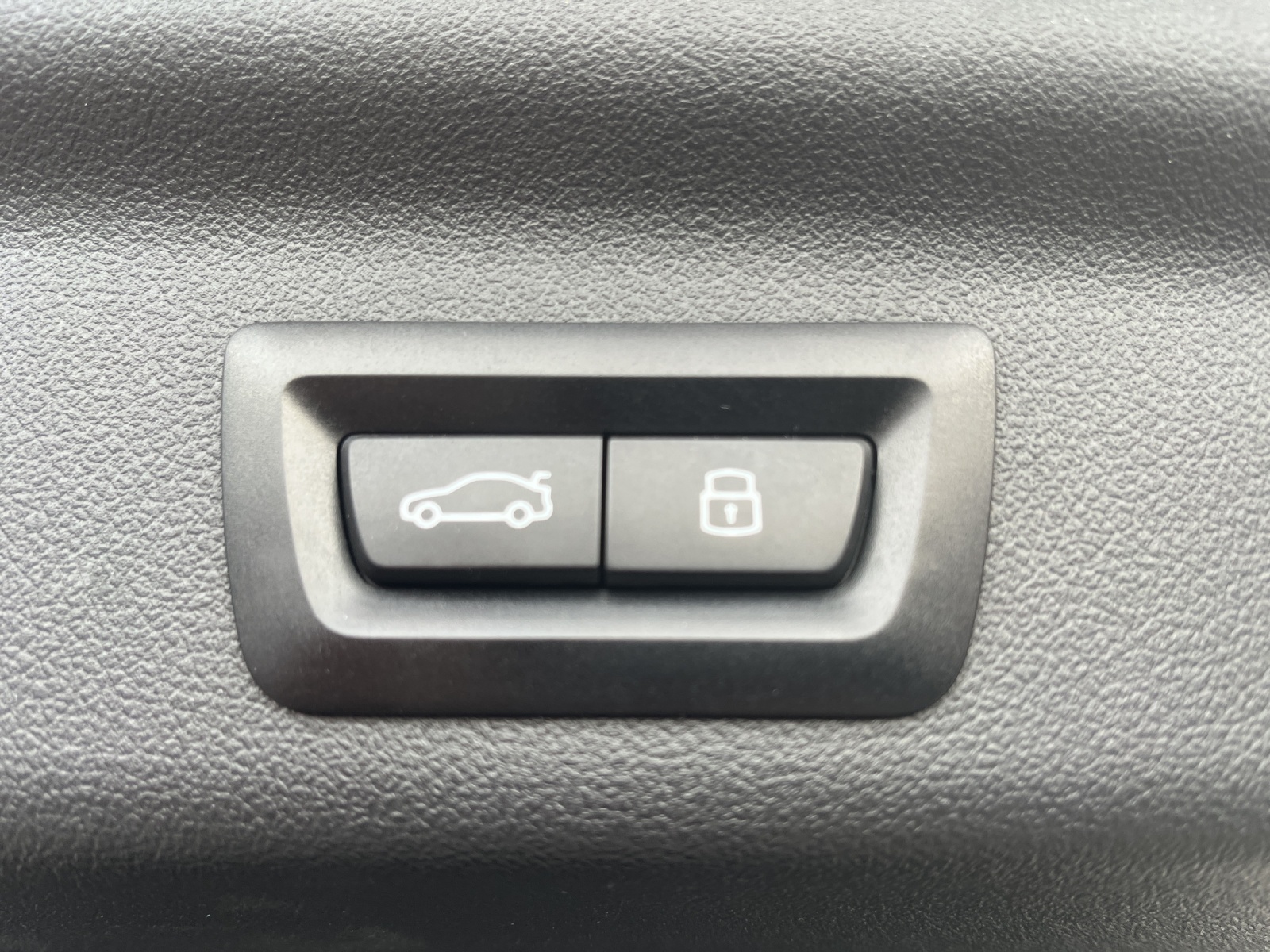 BMW X1 xDrive 30e M Sport - 23