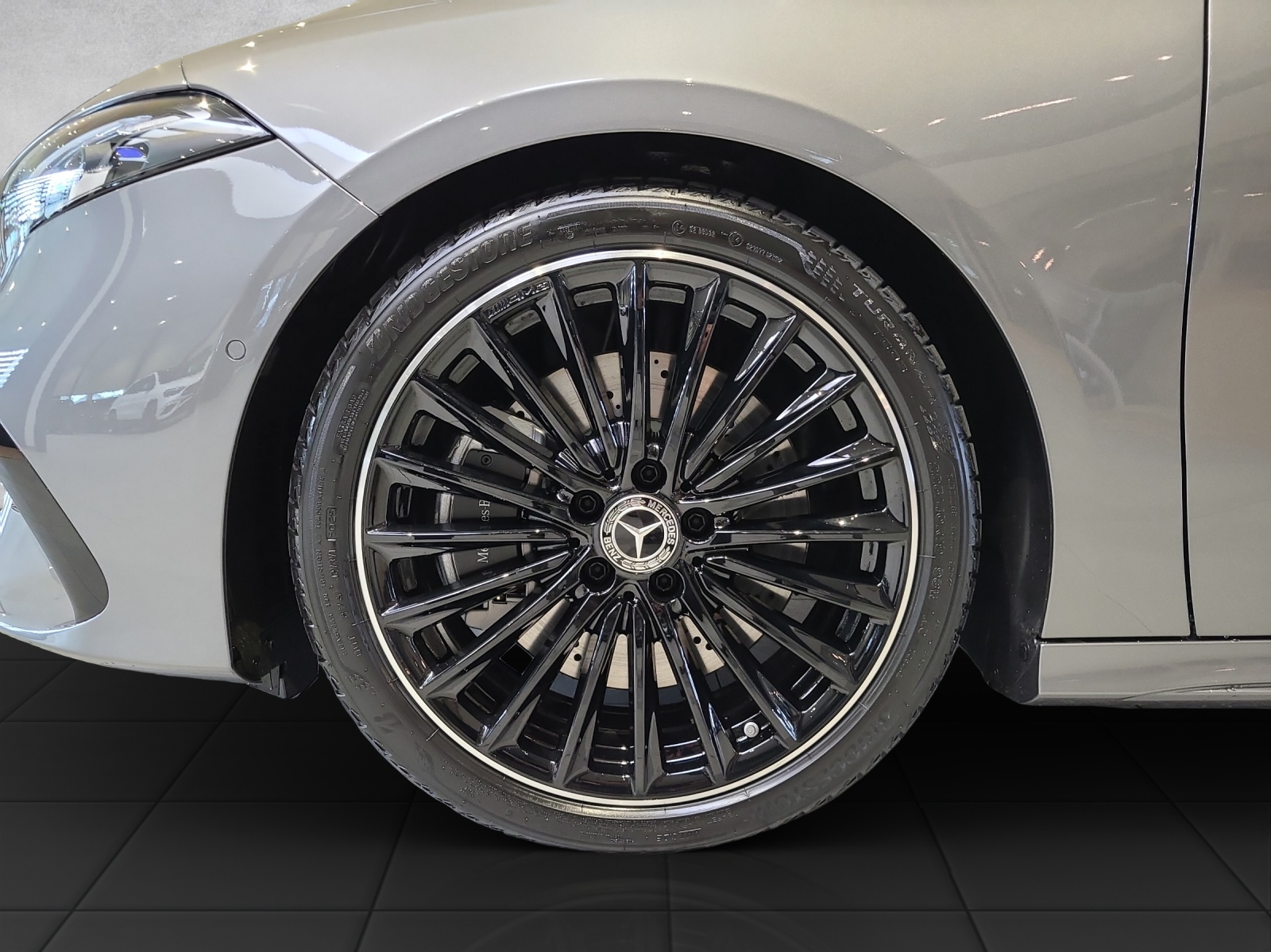 MERCEDES-BENZ A 250 4Matic 8G-DCT - 10