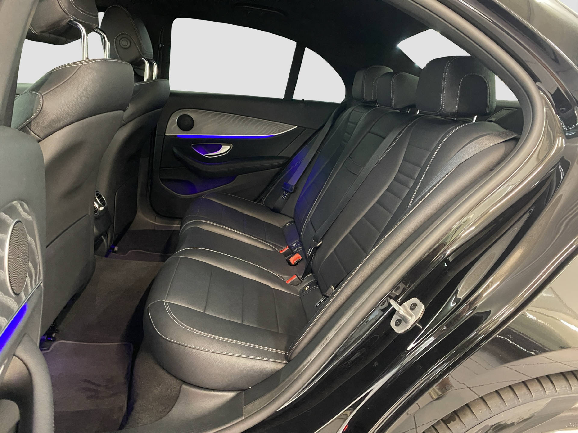 MERCEDES-BENZ E 200 Avantgarde 4MATIC - 12