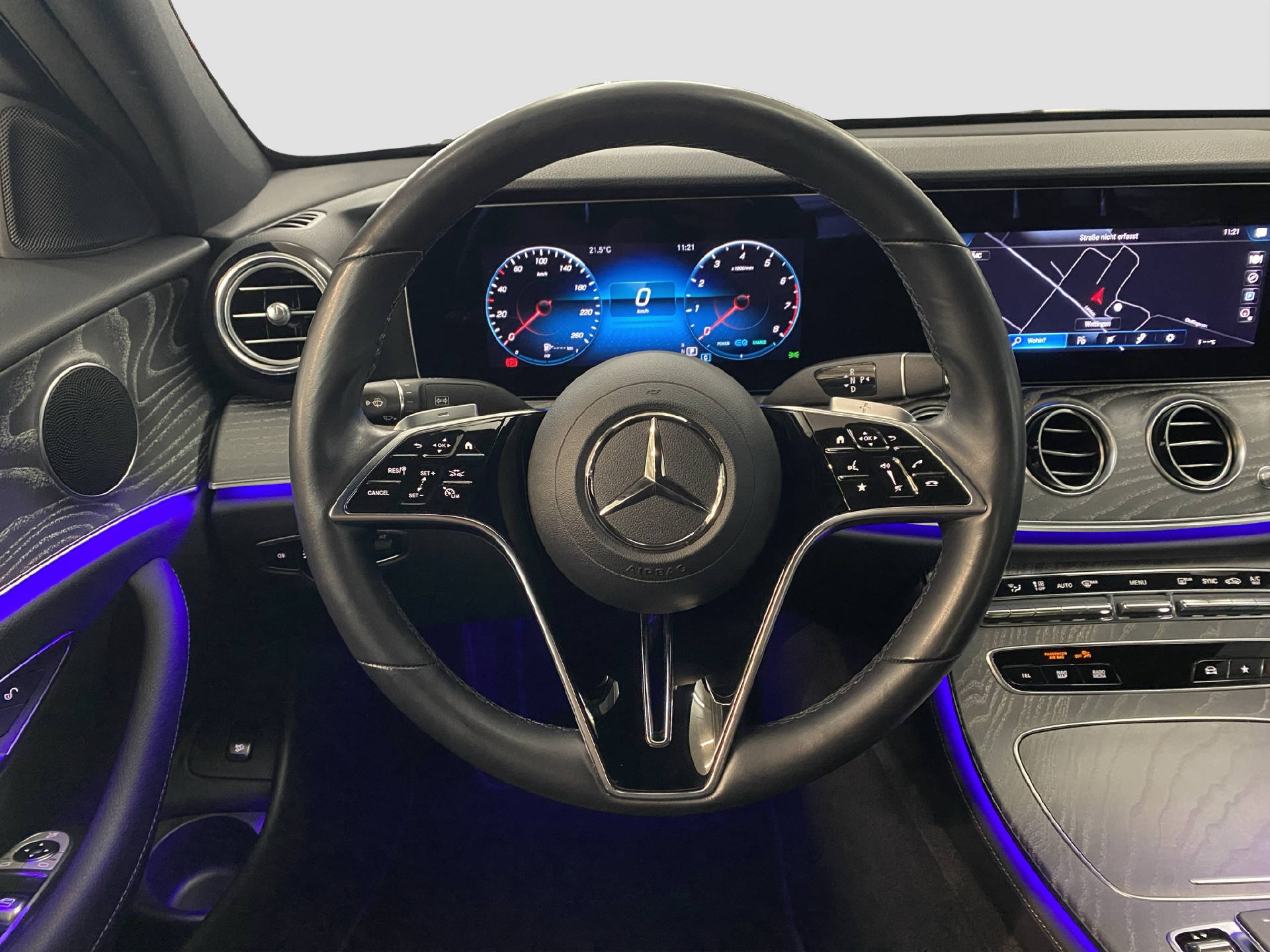 MERCEDES-BENZ E 200 Avantgarde 4MATIC - 9