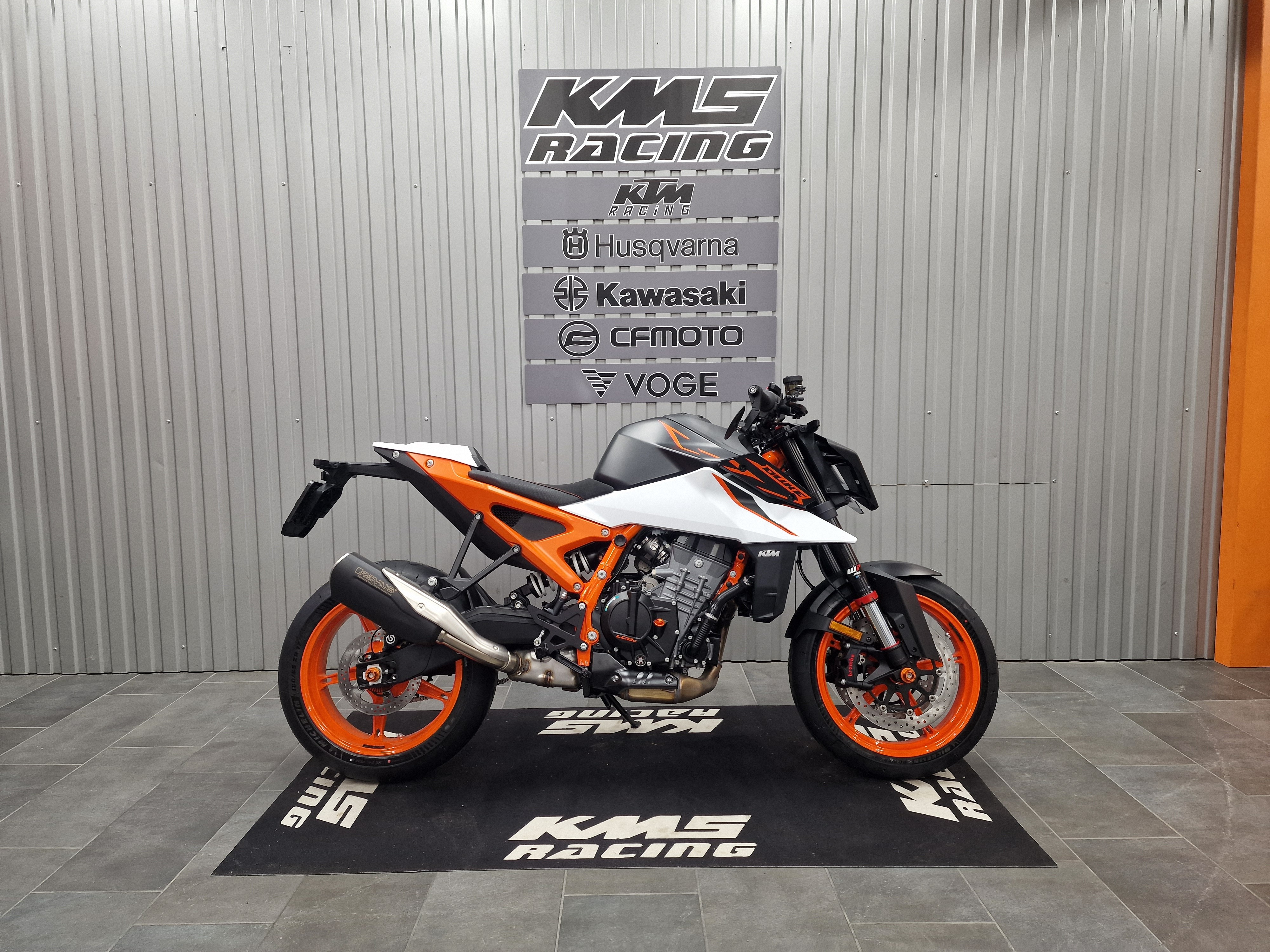 KTM 990 Duke