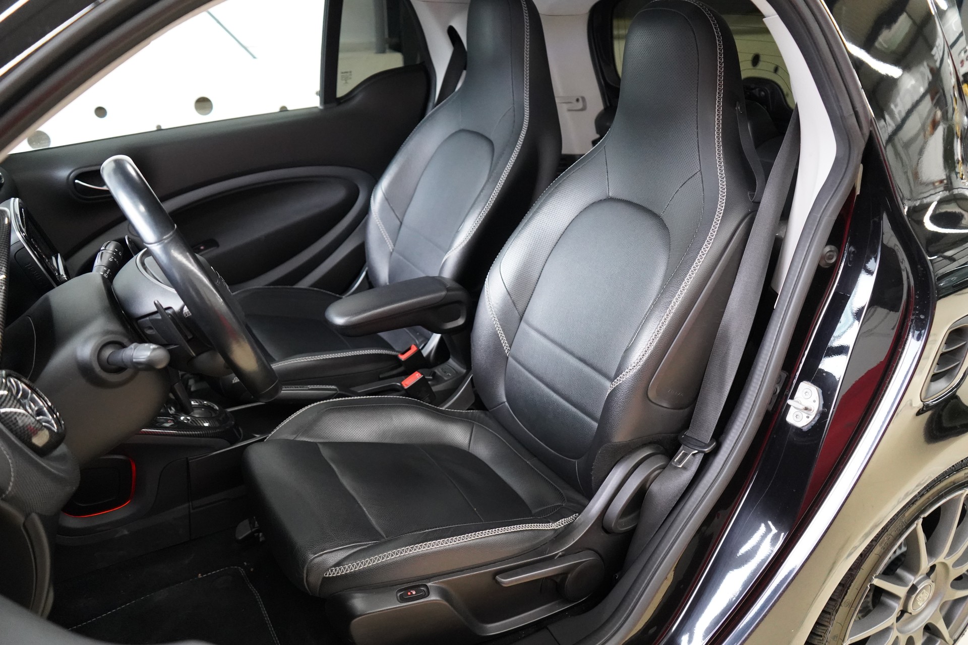 SMART fortwo Brabus Xclusive twinmatic - 23