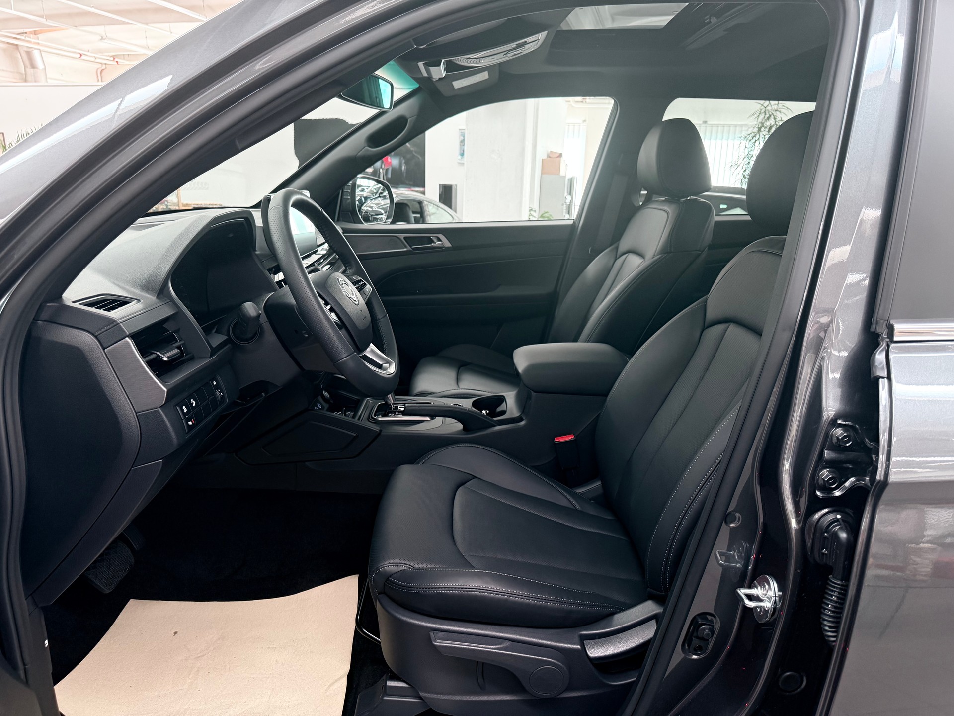 KGM-SsangYong Grand Musso 2.2 Titanium 4WD - 6