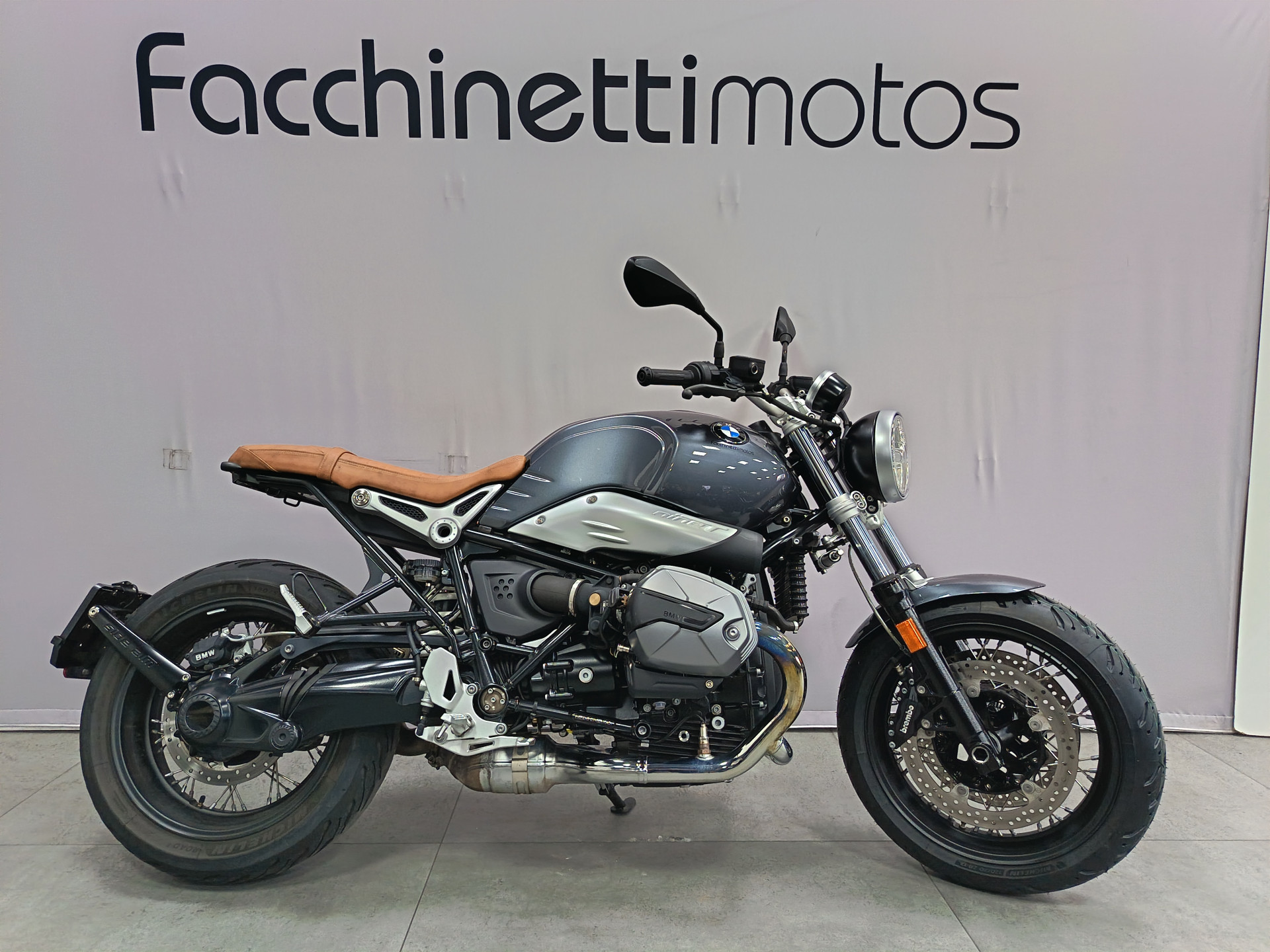 BMW R nineT Pure A2