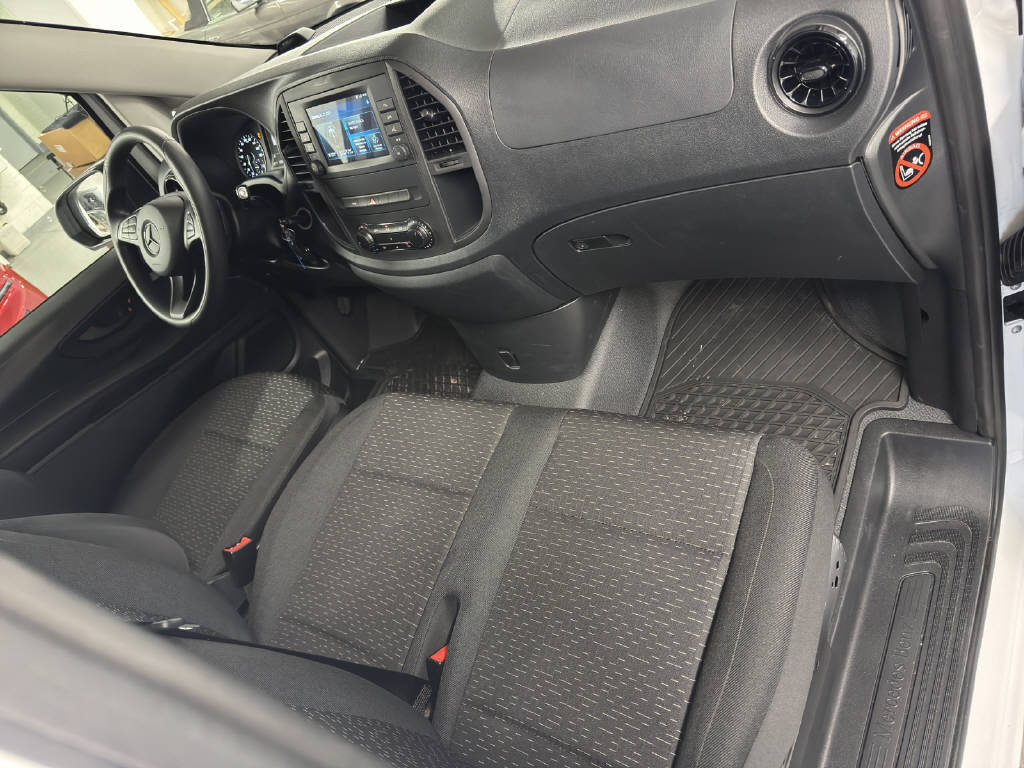 MERCEDES-BENZ eVito 112 KA L 60 kWh - 11