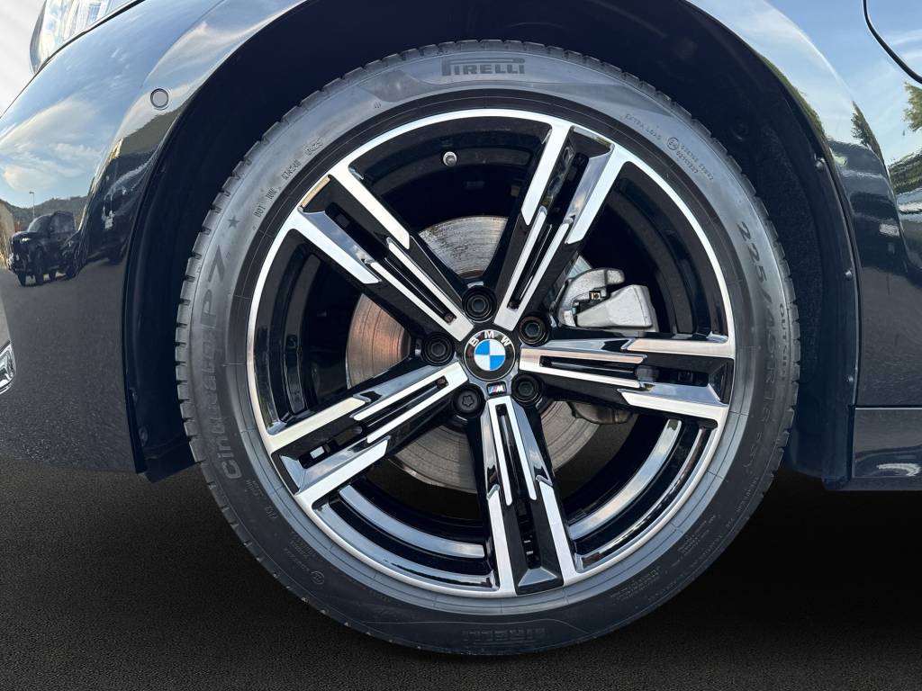 BMW 330e xDrive Steptronic M Sport - 10