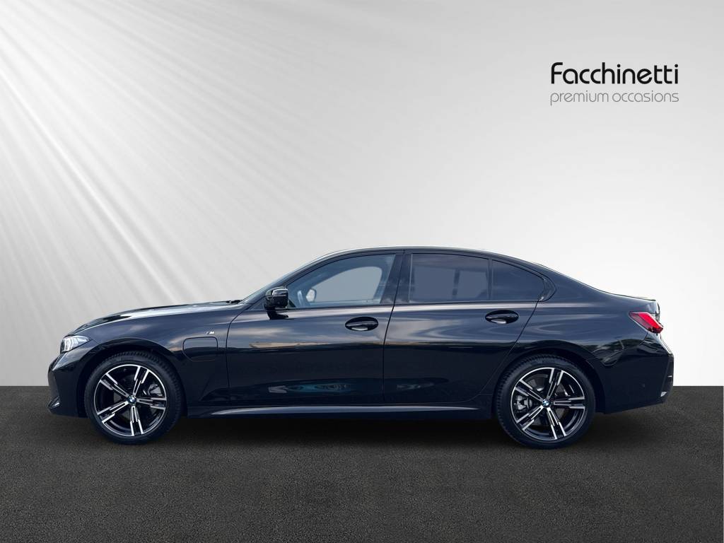 BMW 330e xDrive Steptronic M Sport - 3