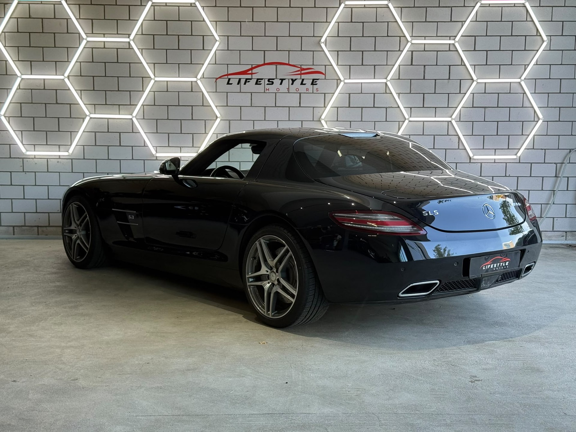 MERCEDES-BENZ SLS 63 AMG Speedshift - 3