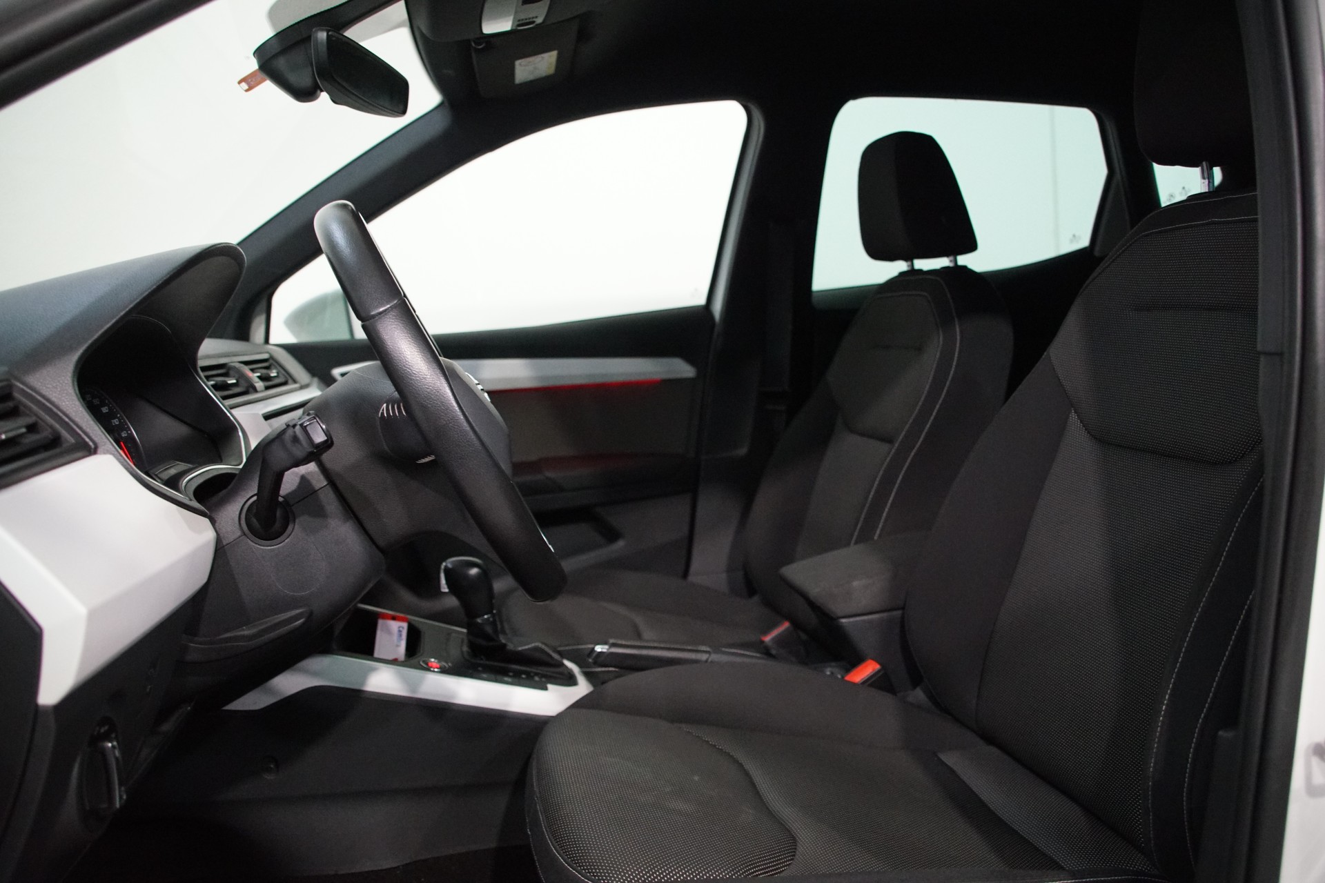 SEAT Arona 1.0 TSI Eco Xcellence DSG - 12