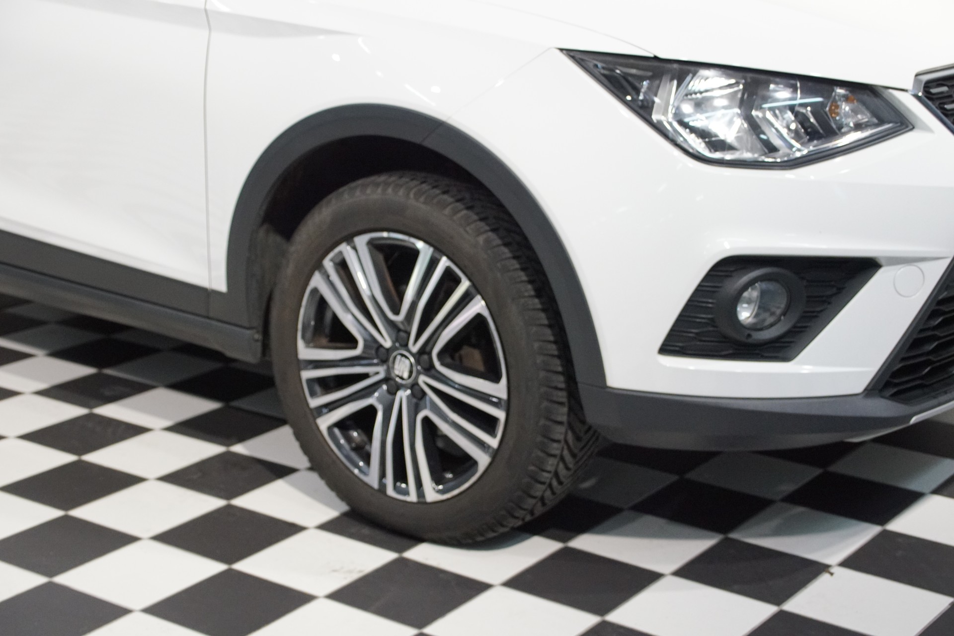 SEAT Arona 1.0 TSI Eco Xcellence DSG - 4