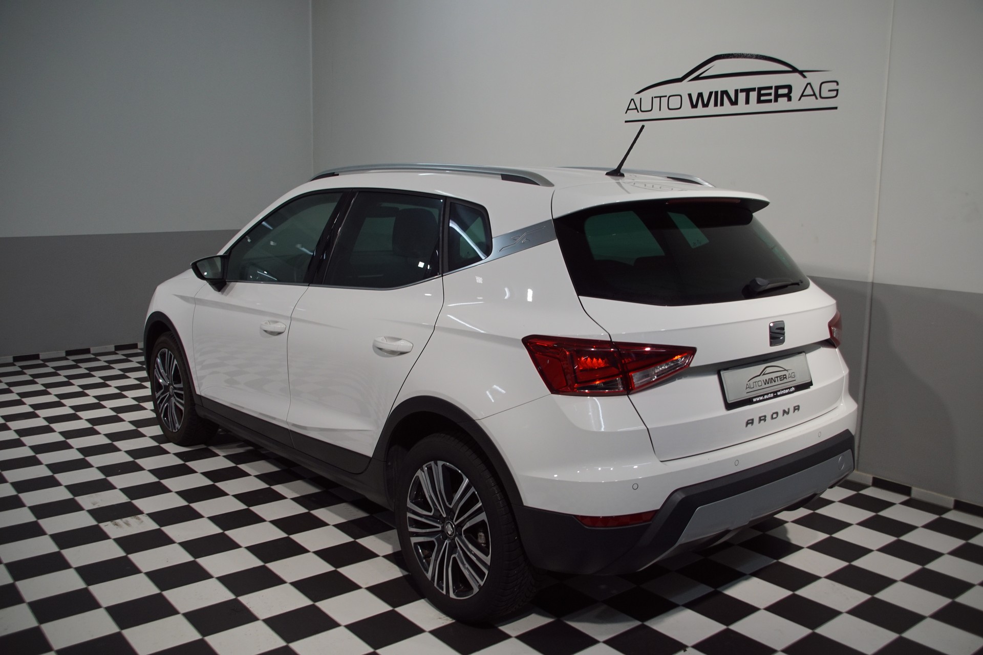SEAT Arona 1.0 TSI Eco Xcellence DSG - 6