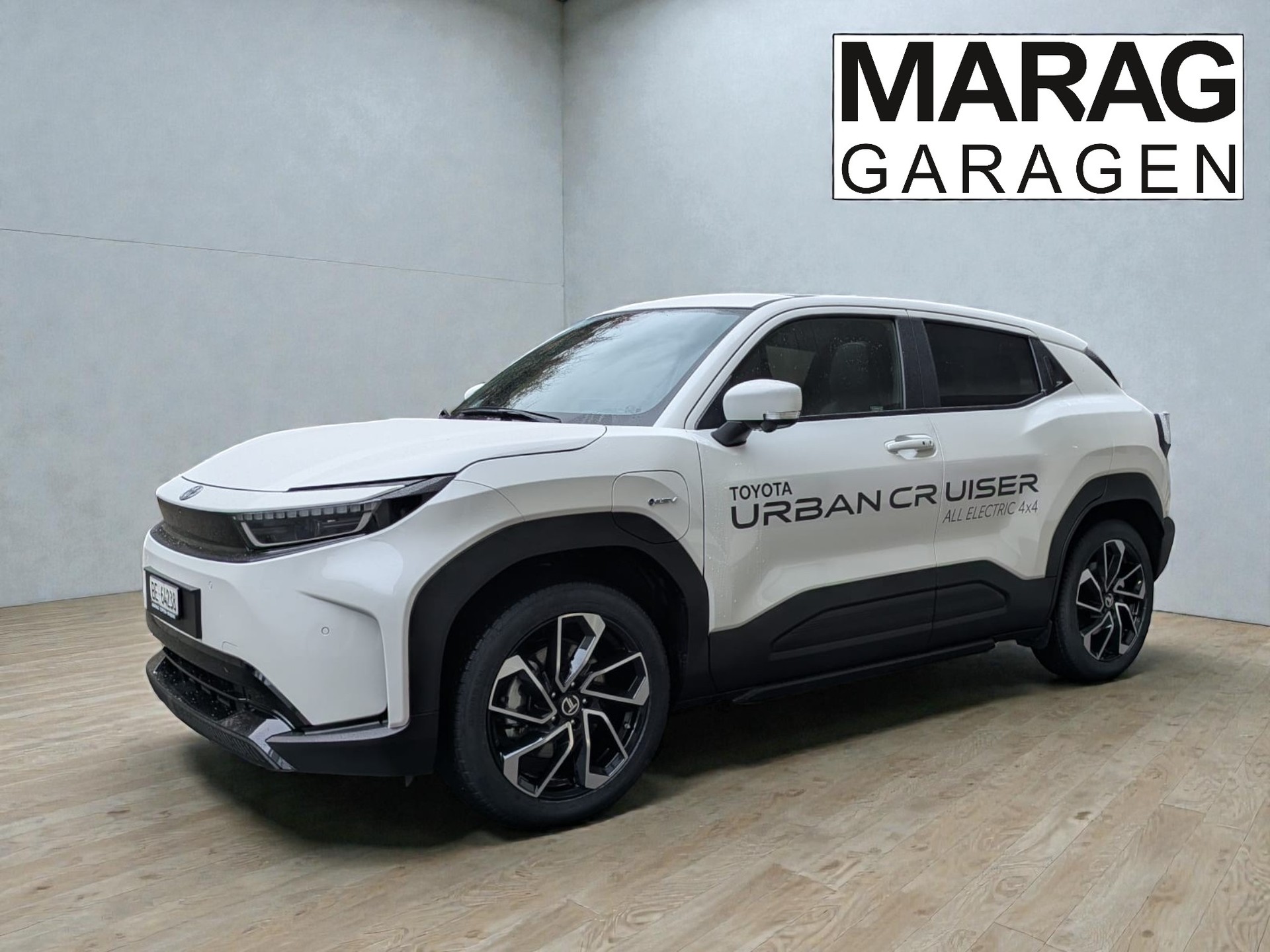 TOYOTA Urban Cruiser 61 kWh Premium AWD - 2