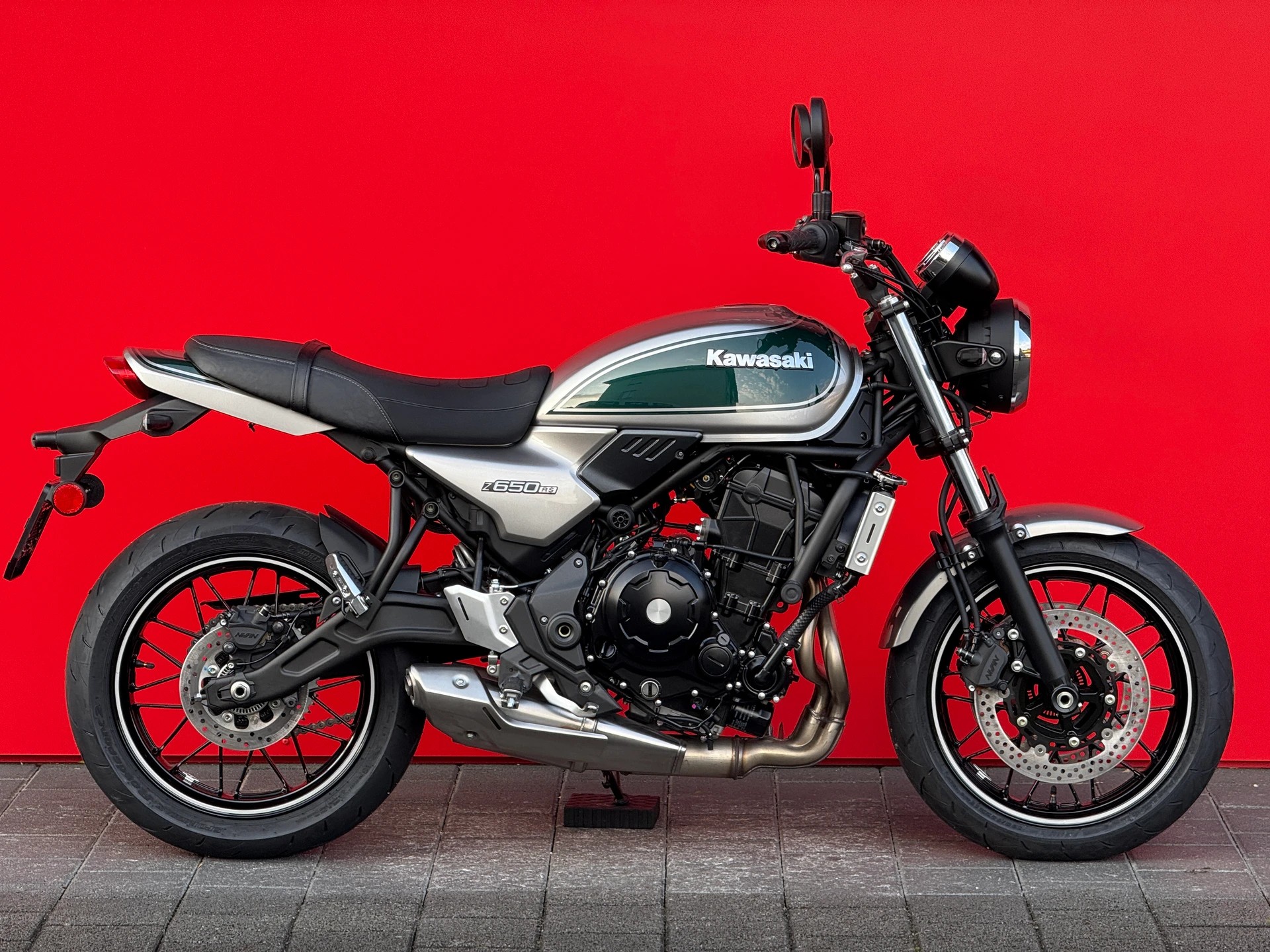 KAWASAKI Z 650 RS - 1