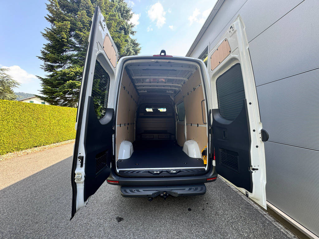 MERCEDES-BENZ eSprinter 420 Kasten Pro Worker 3665 S 81 kWh - 6