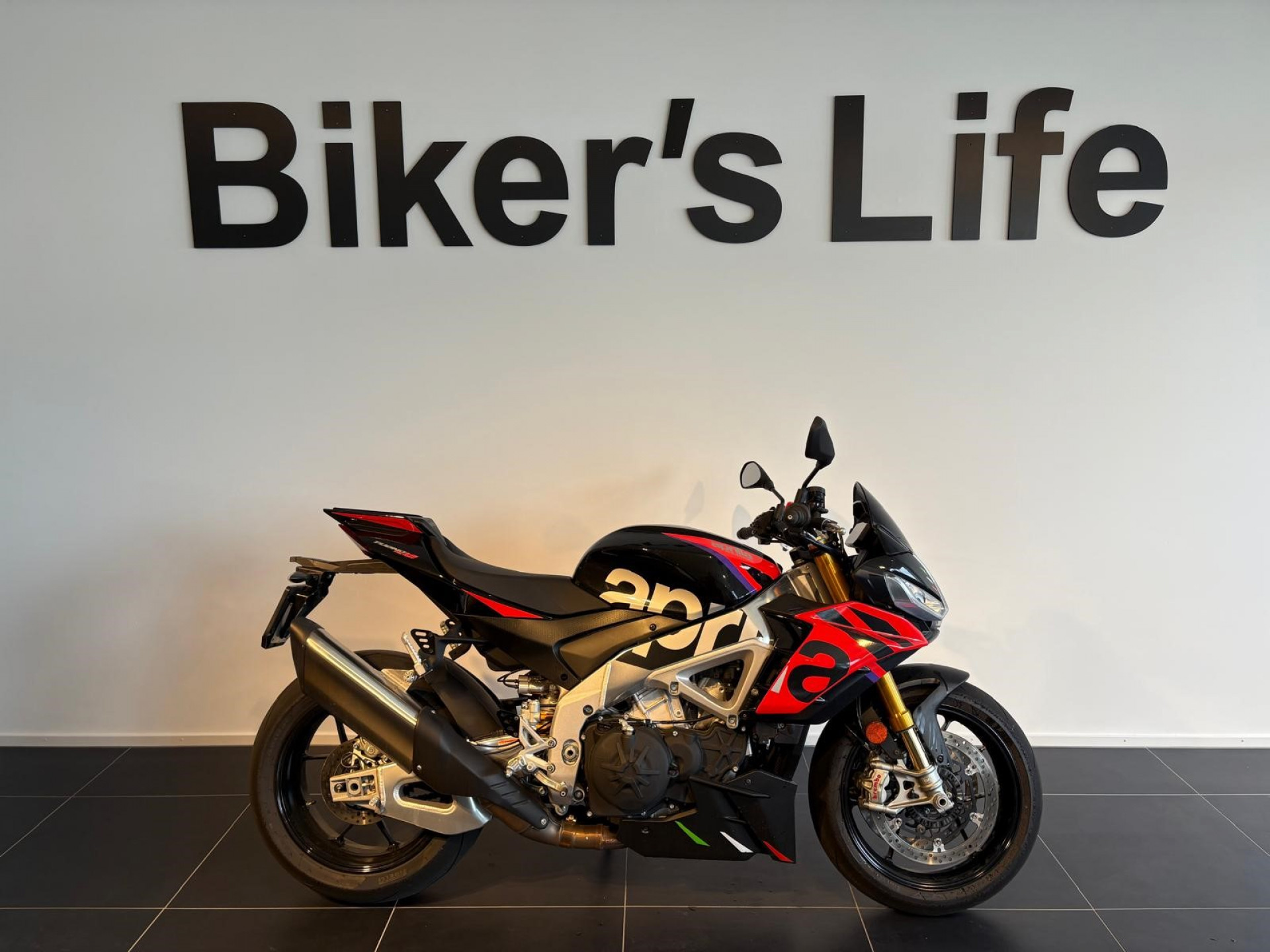 APRILIA Tuono V4 1100 Factory