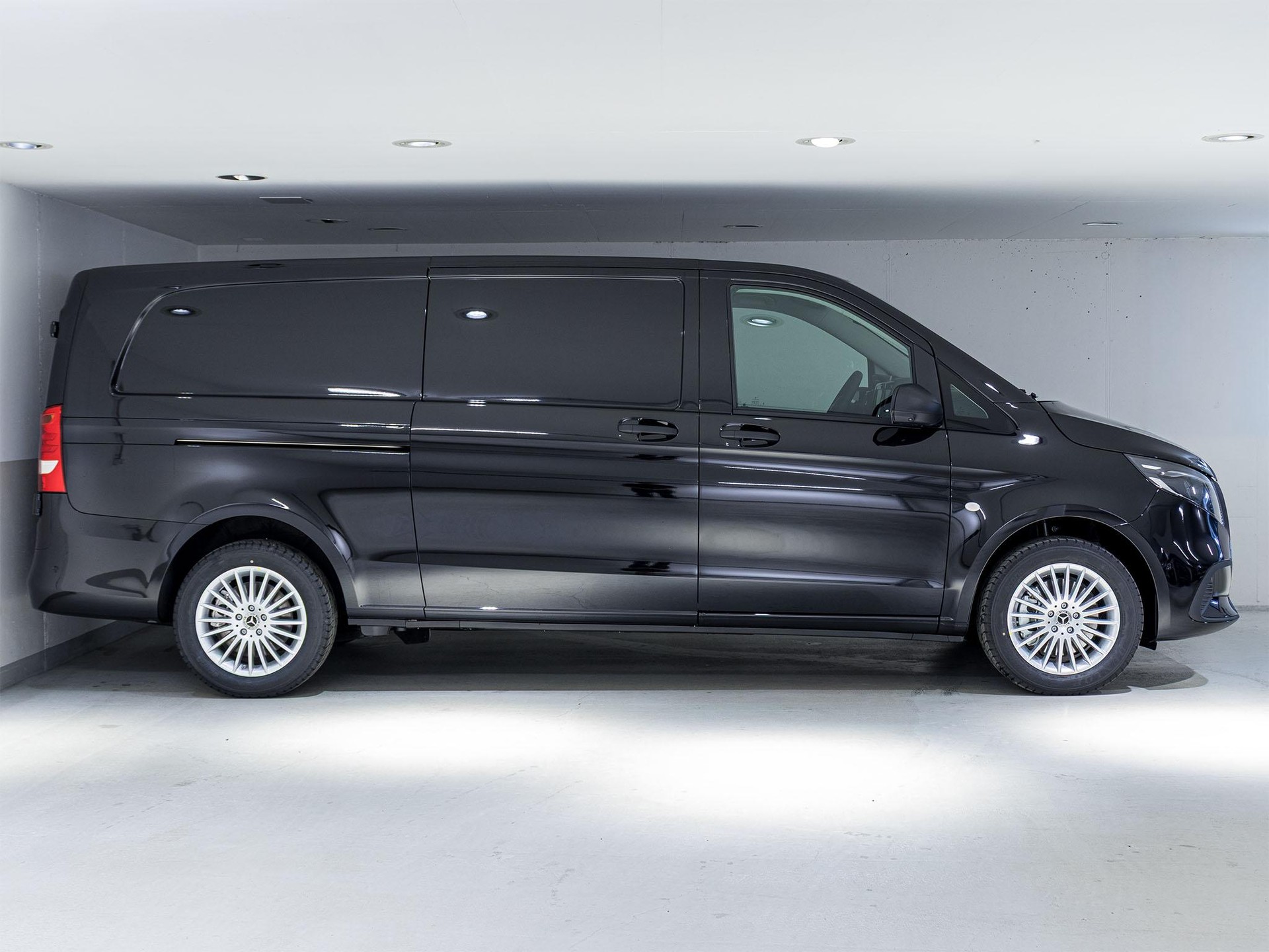 MERCEDES-BENZ Vito 119 CDI 4x4 Kasten Extralang - 2