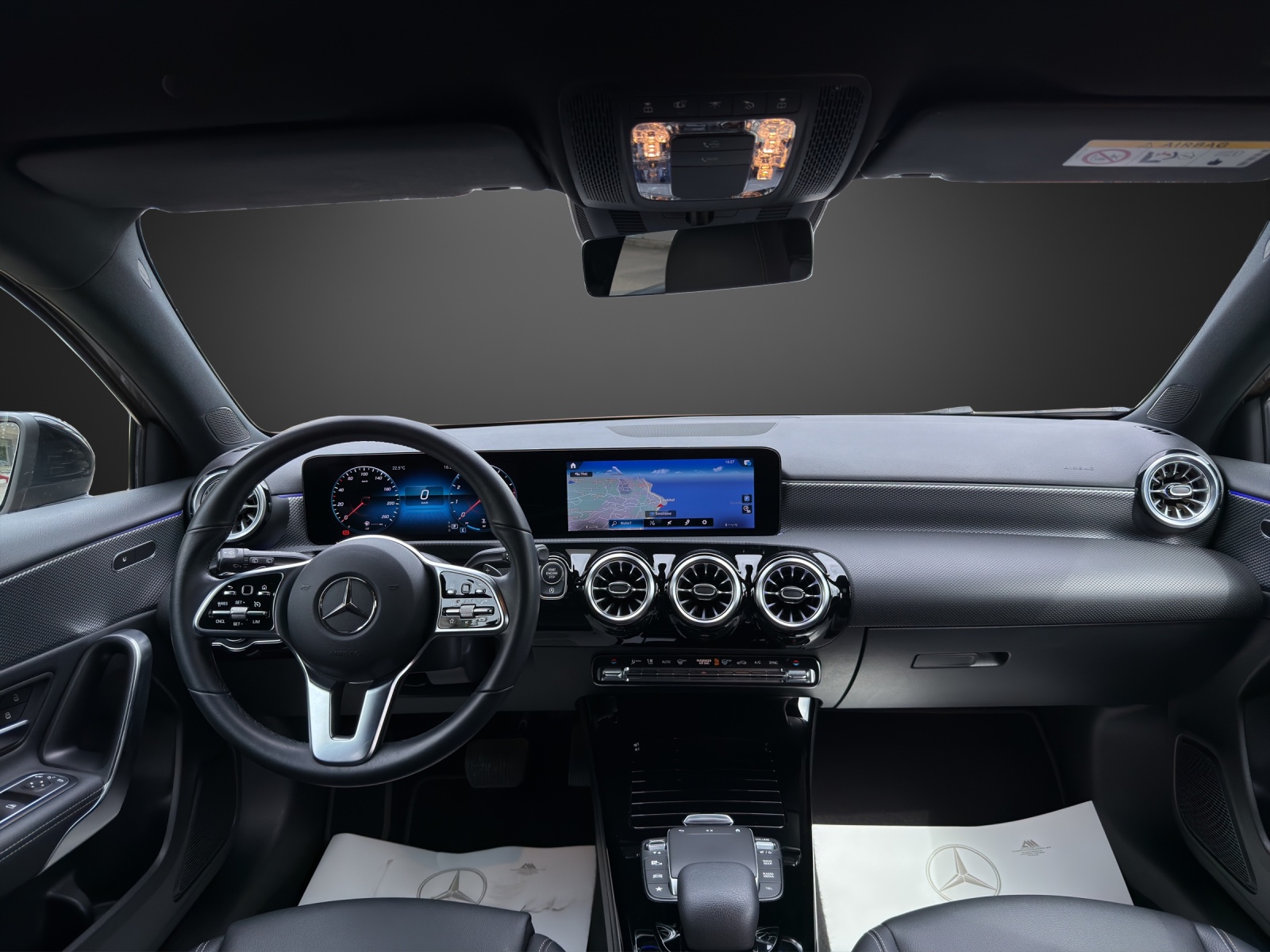 MERCEDES-BENZ A 180 Night Star 7G-DCT - 11