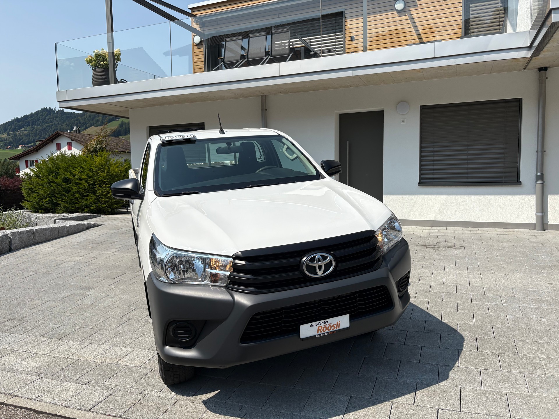 TOYOTA Hilux 2.4D-4D Comfort Single Cab 4x4 - 2