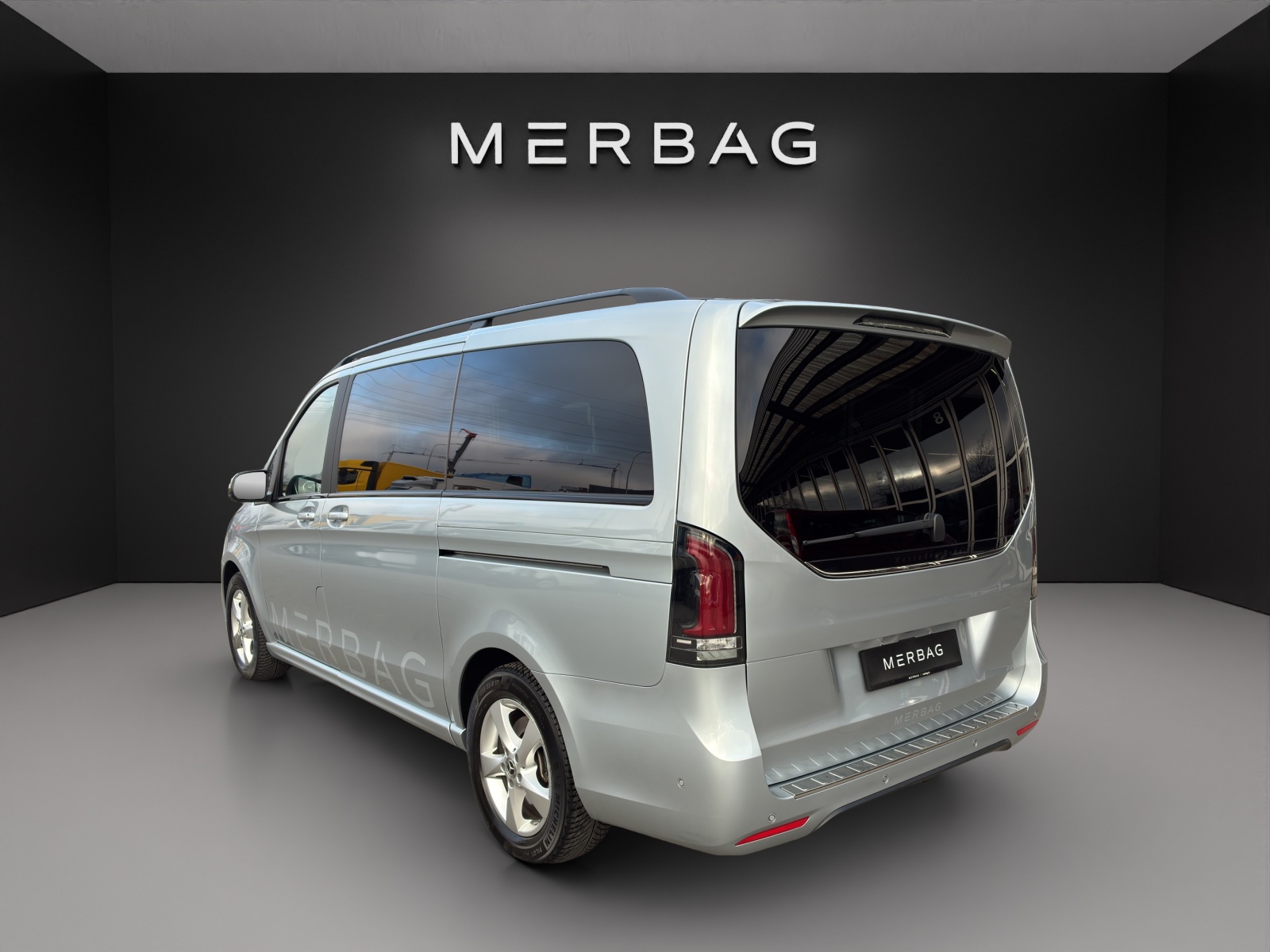 MERCEDES-BENZ V 300 d lang Exclusive 4Matic 9G-Tronic - 4