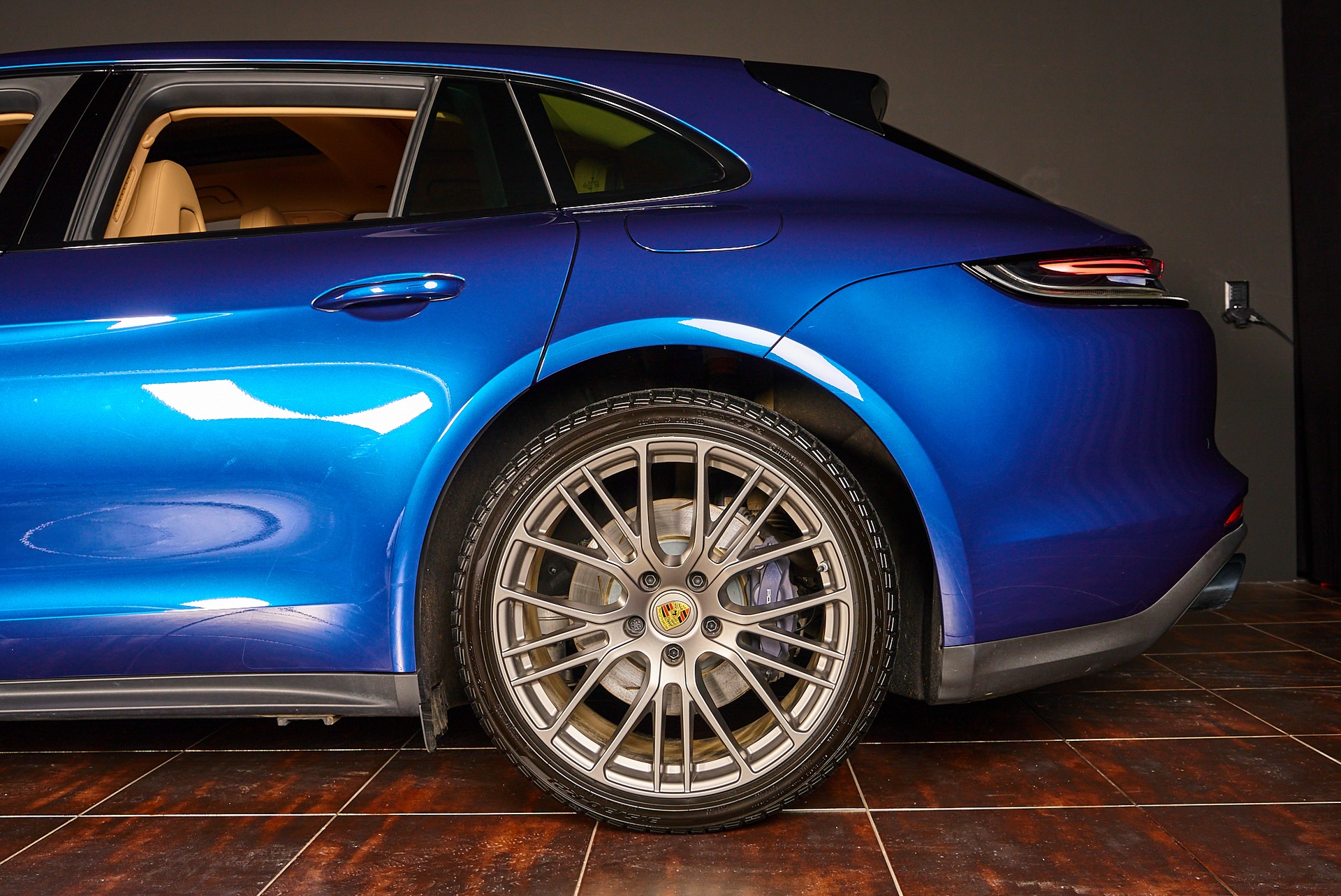 PORSCHE Panamera 4 Sport Turismo Platinum Edition PDK - 4