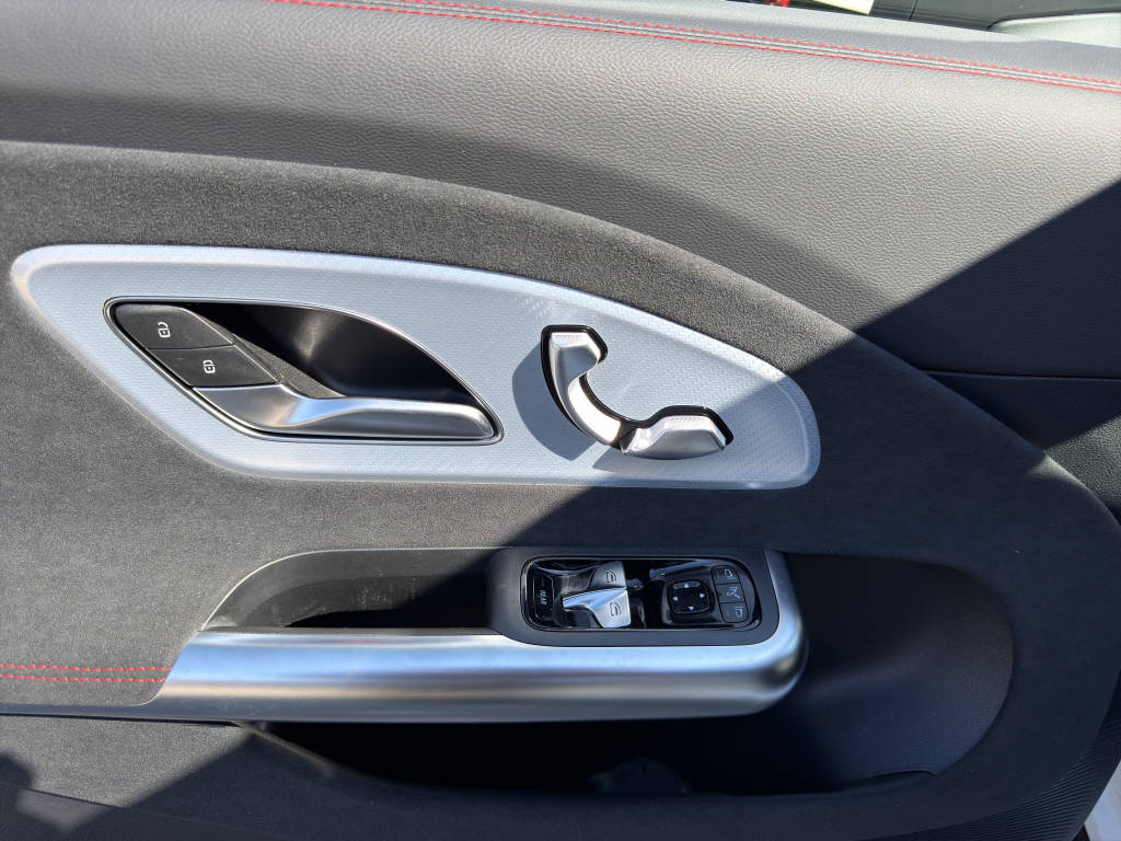 MERCEDES-BENZ CLA 350 EQ Shooting Brake 4matic - 14