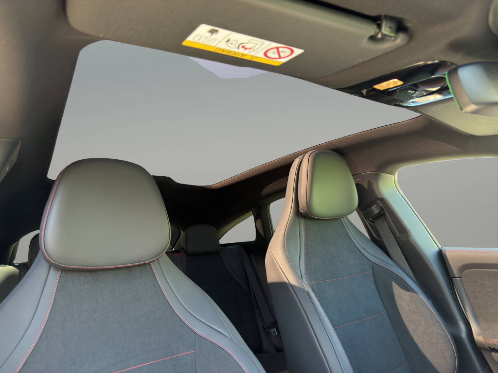 MERCEDES-BENZ CLA 350 EQ Shooting Brake 4matic - 18