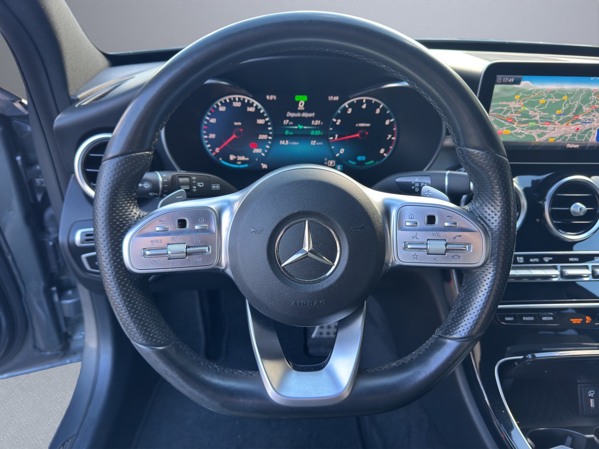 MERCEDES-BENZ C 200 Swiss Star AMG Line 4M 9G-Tronic - 11
