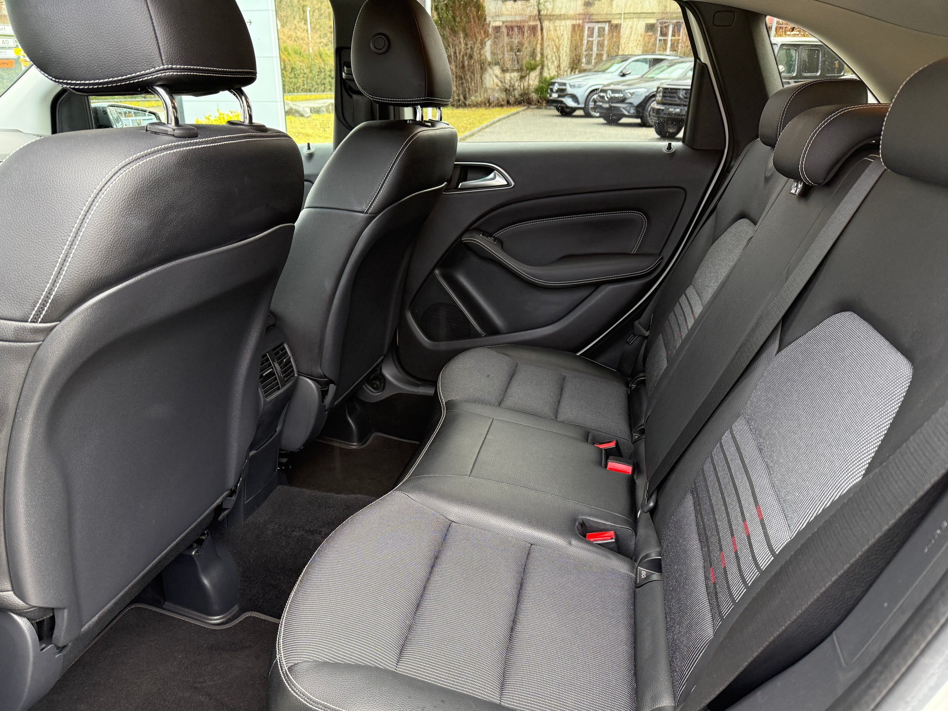 MERCEDES-BENZ B 220 CDI Urban 4Matic - 6