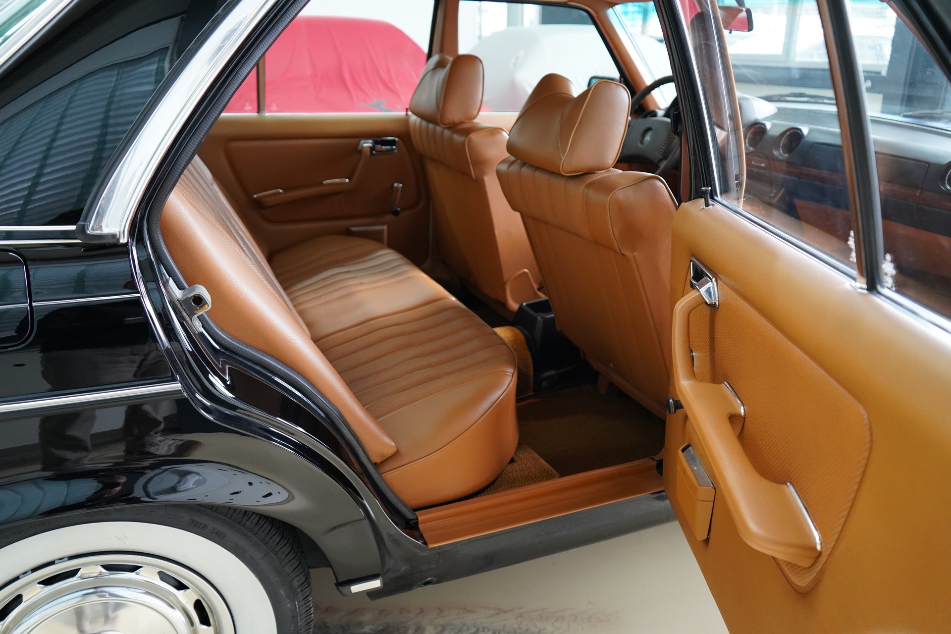 MERCEDES-BENZ 280 Automatic - 31
