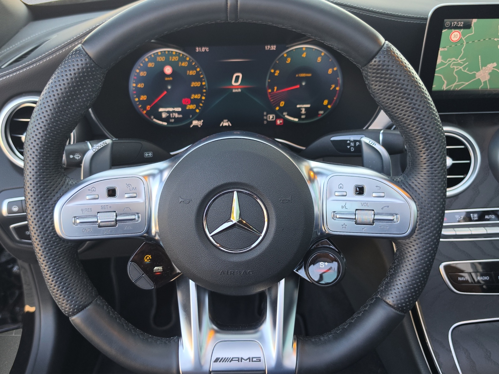 MERCEDES-BENZ C 43 Cabriolet AMG Premium + 4Matic 9G-Tronic - 12