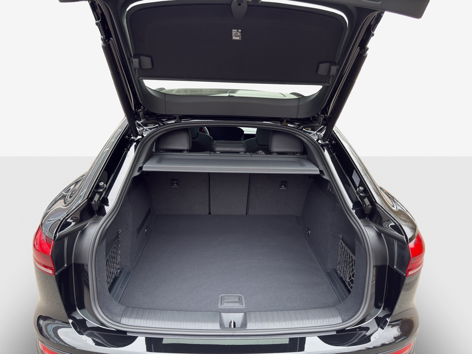 AUDI SQ6 Sportback e-tron quattro - 13