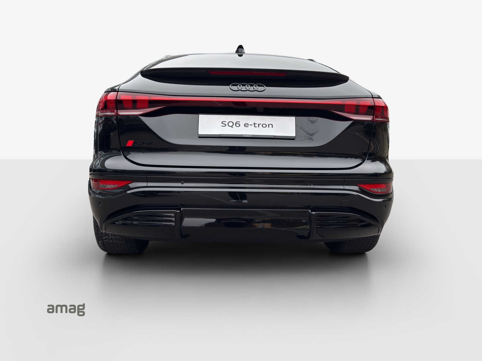 AUDI SQ6 Sportback e-tron quattro - 4