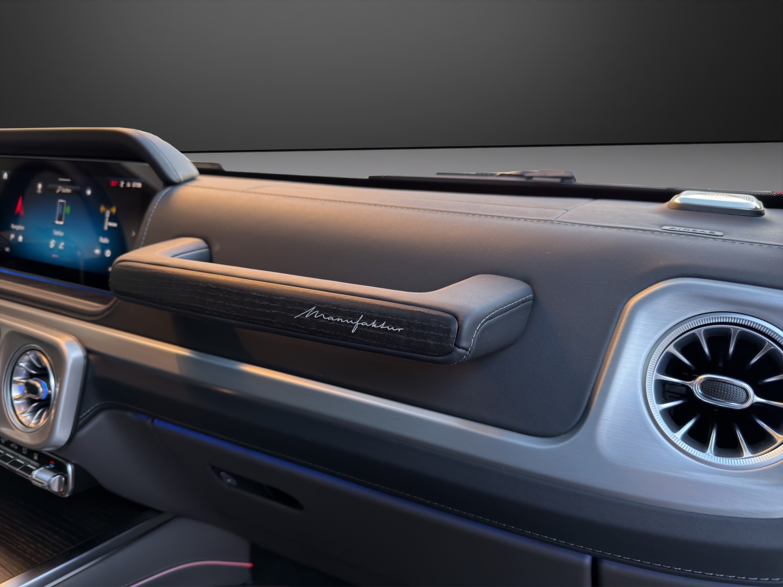 MERCEDES-BENZ G 63 AMG 9G-Tronic - 14